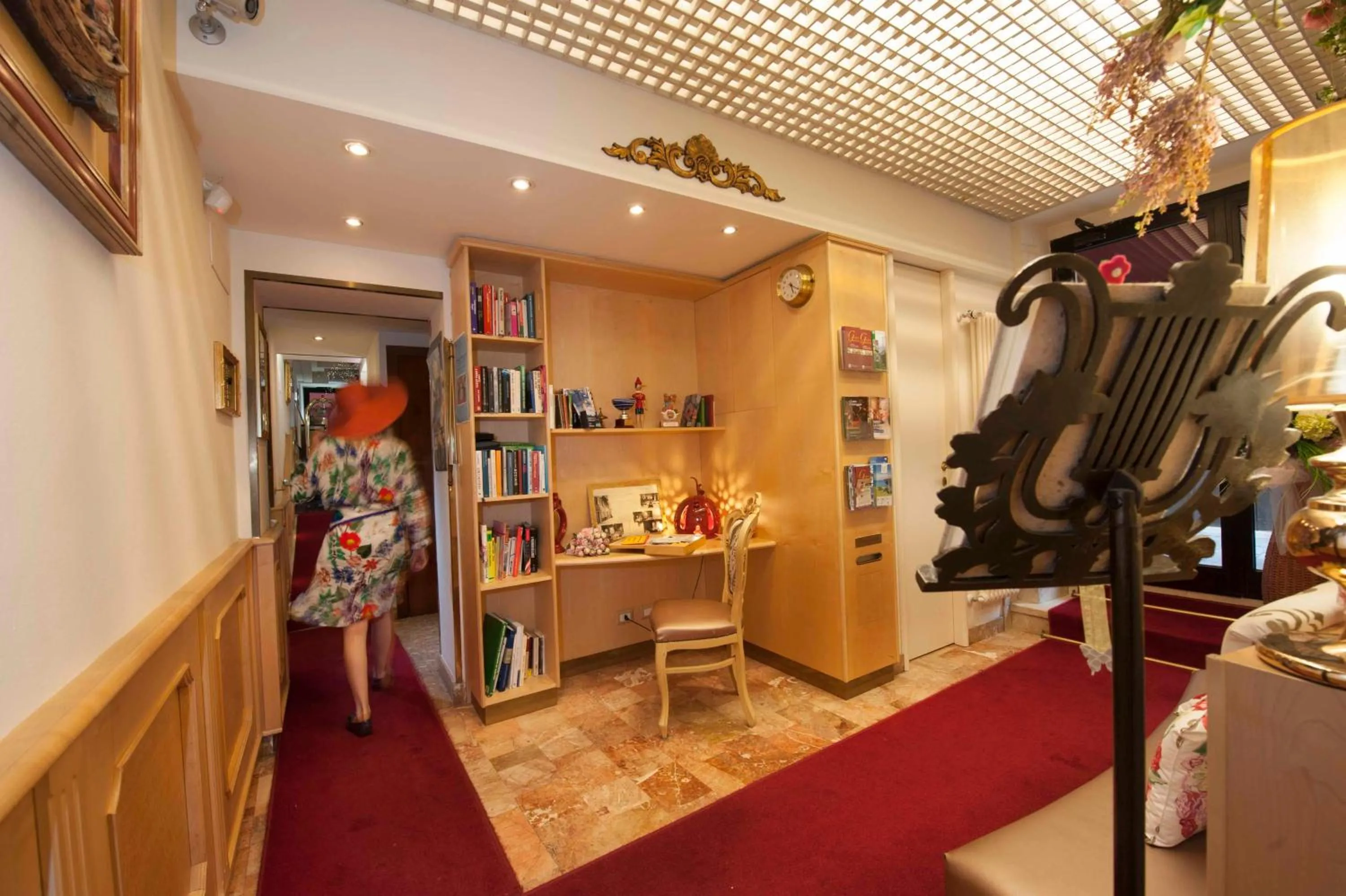 Decorative detail in Hotel Astigiana & Appartamenti