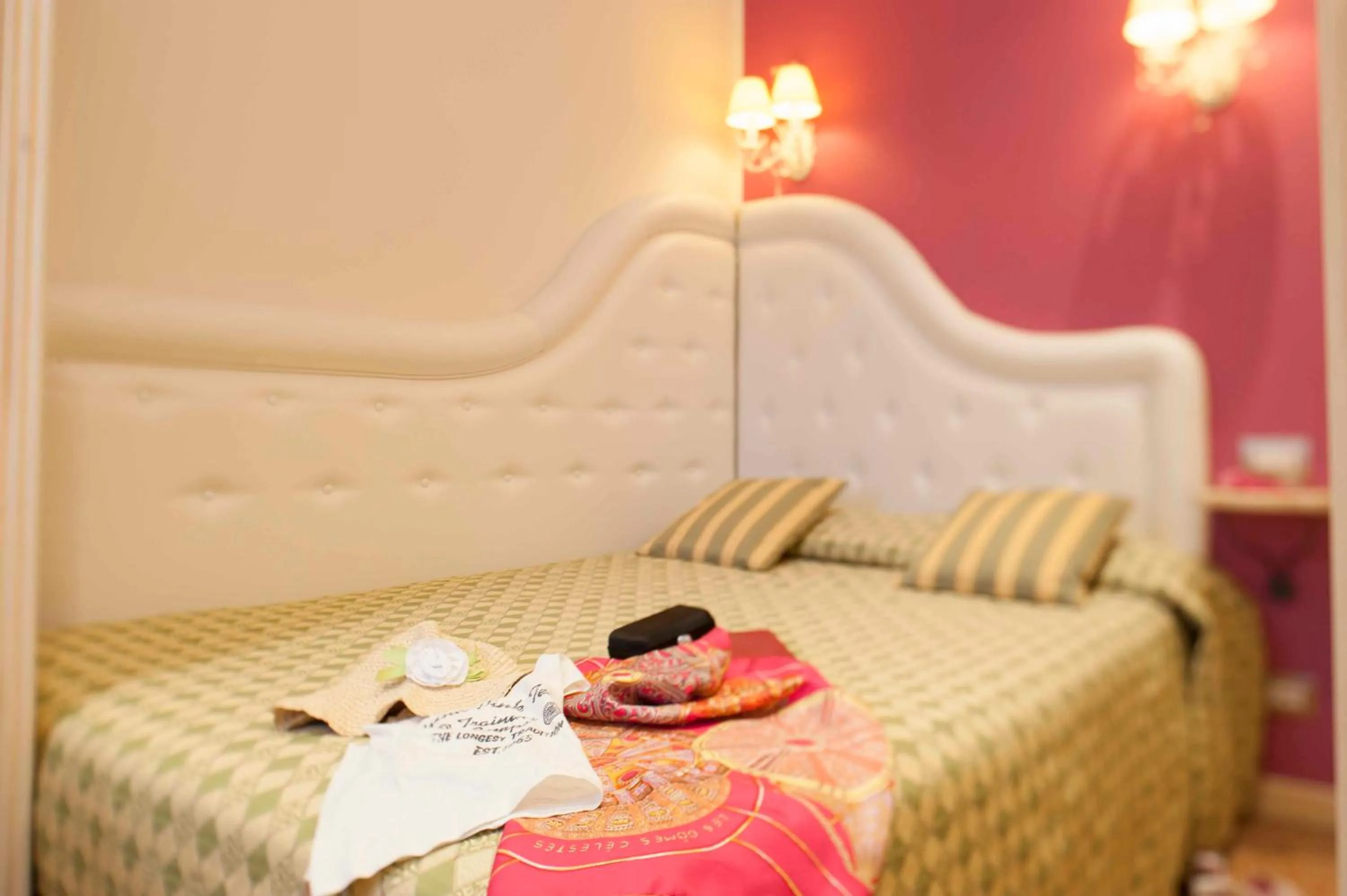 Bed in Hotel Astigiana & Appartamenti