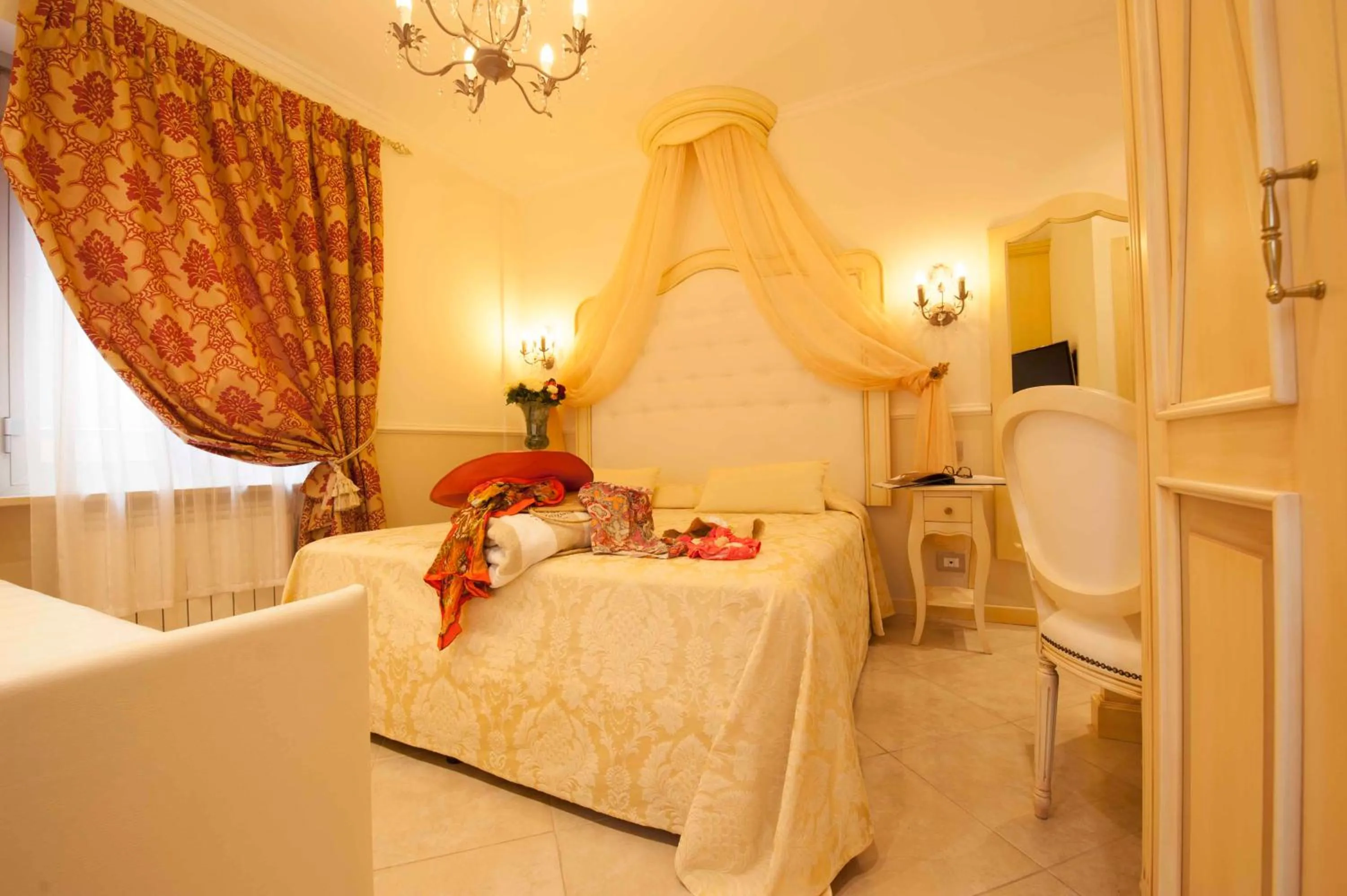 Photo of the whole room, Bed in Hotel Astigiana & Appartamenti