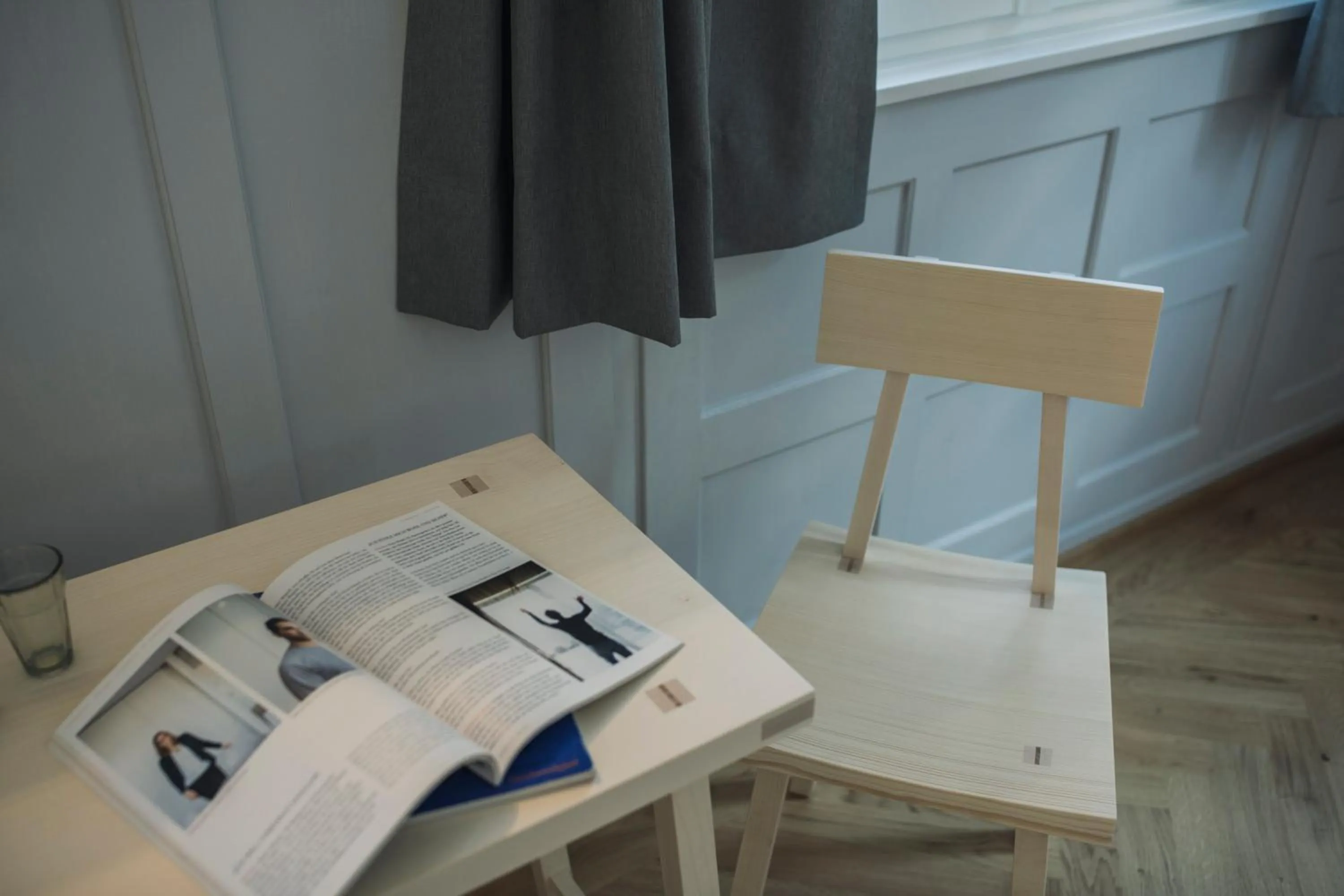 Seating area in Krone Hard - self check-in