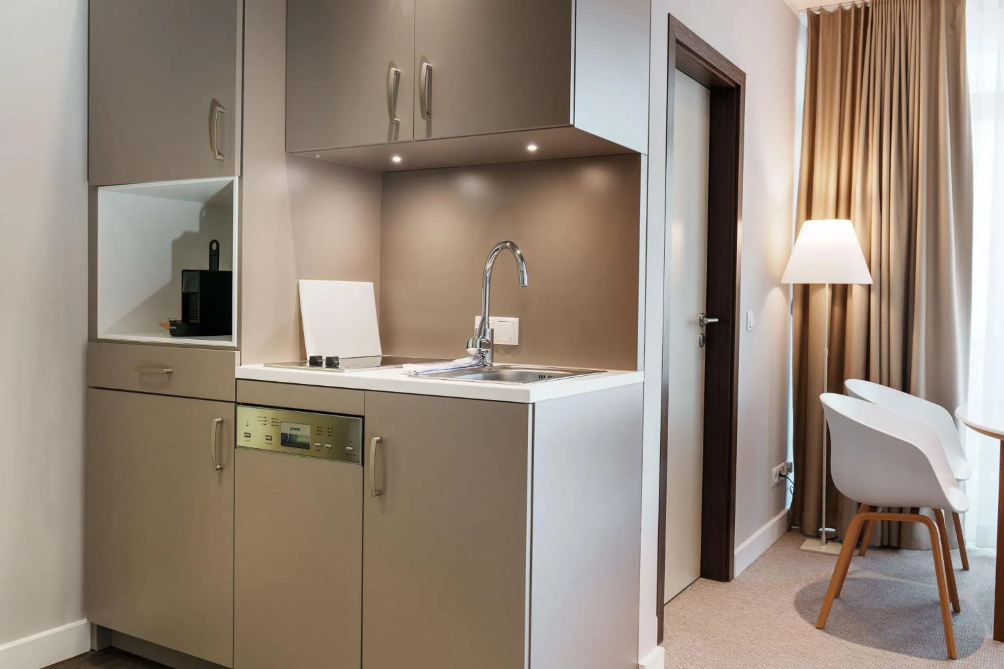 Kitchen or kitchenette in Hotel Meersinn - Binz