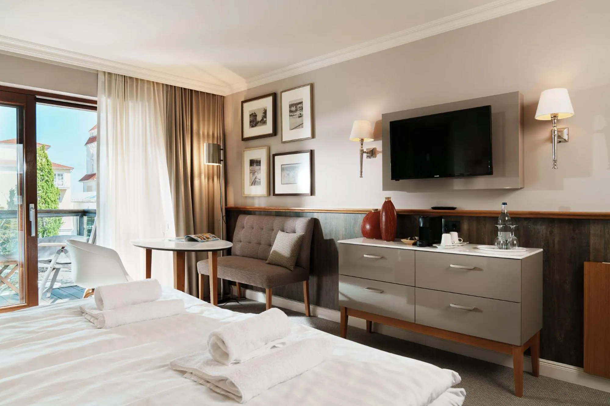 Photo of the whole room, Bed in Hotel Meersinn - Binz