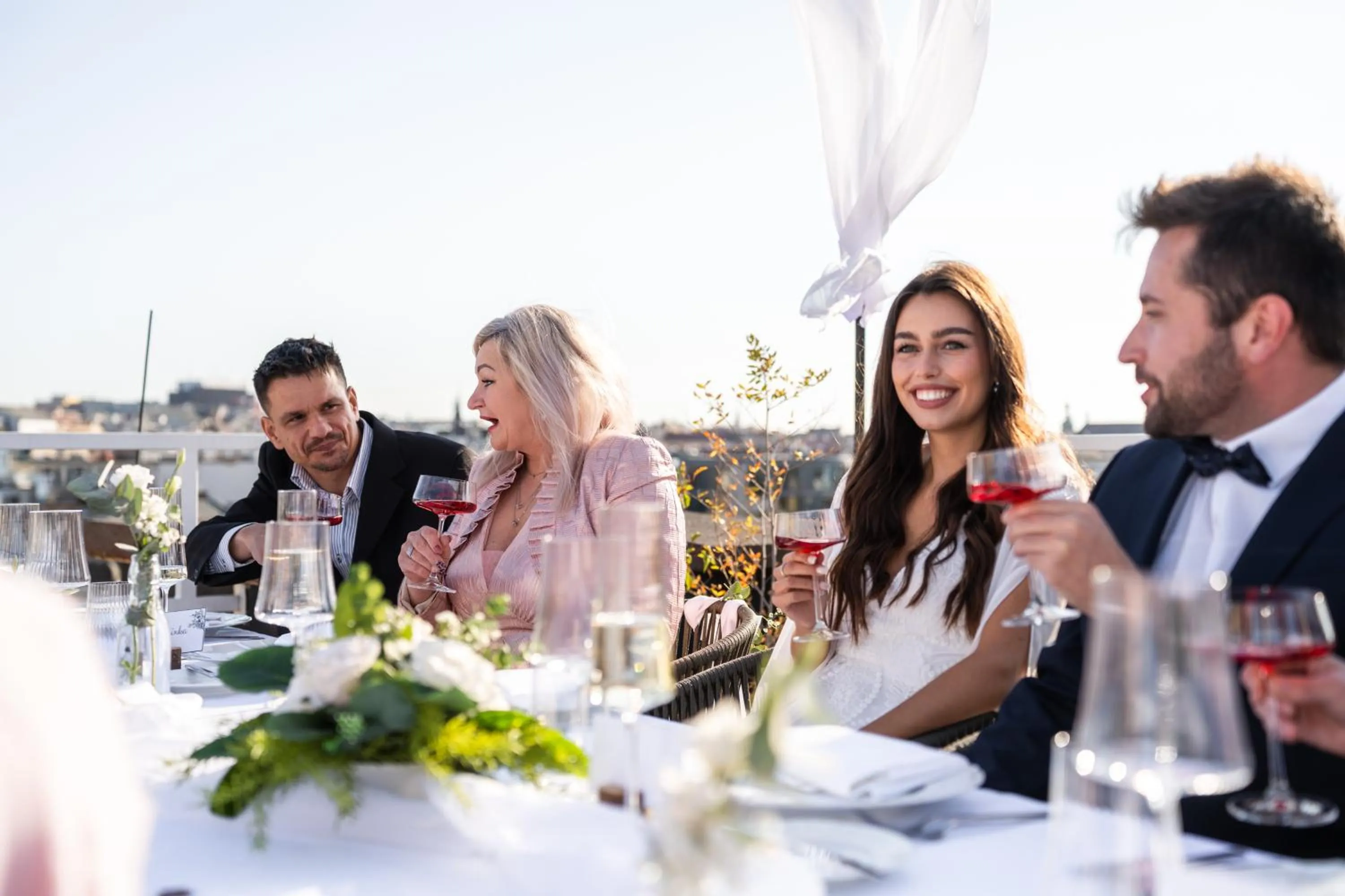 Restaurant/places to eat in Pytloun Boutique Hotel Prague