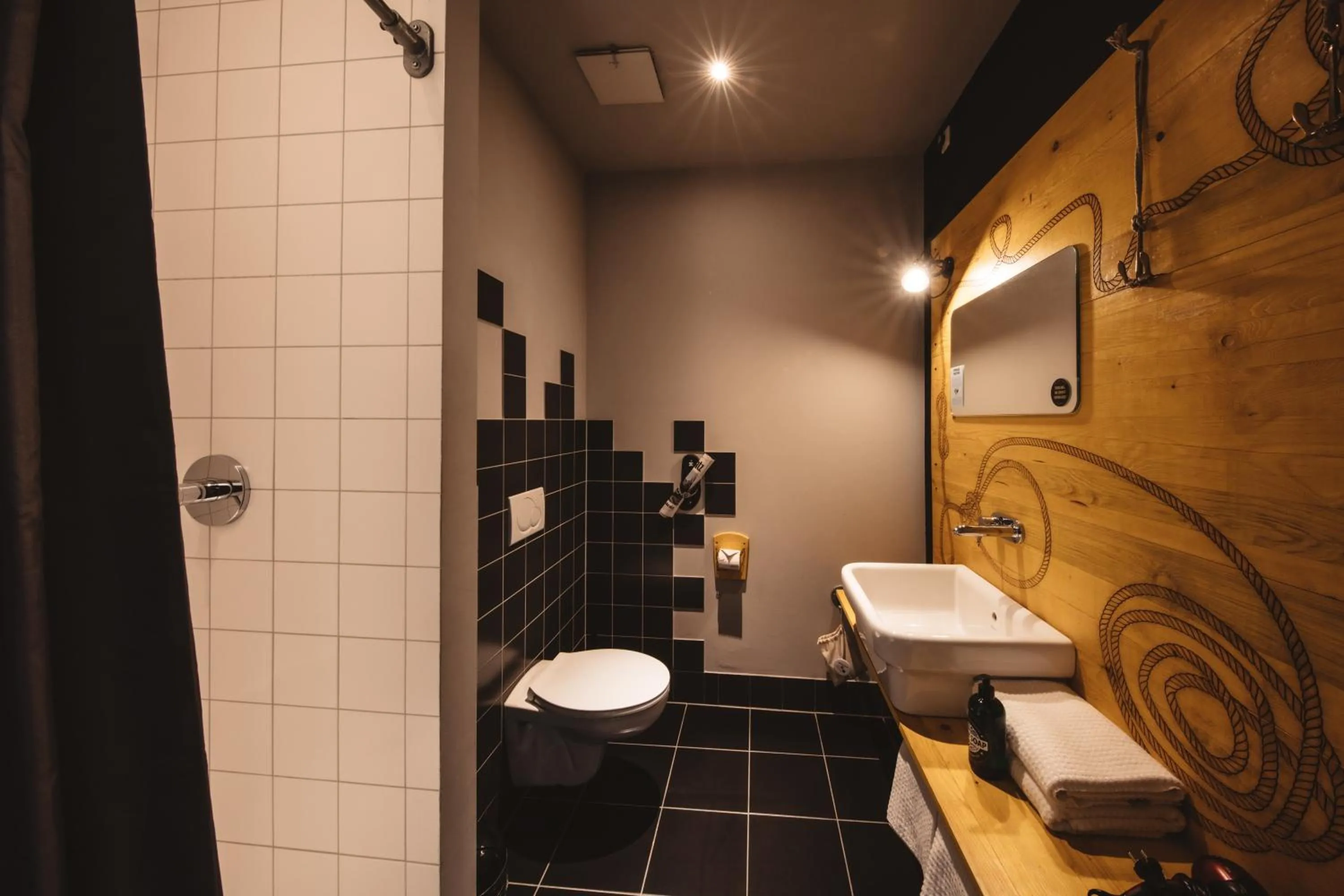 Bathroom in Superbude Hamburg St Pauli