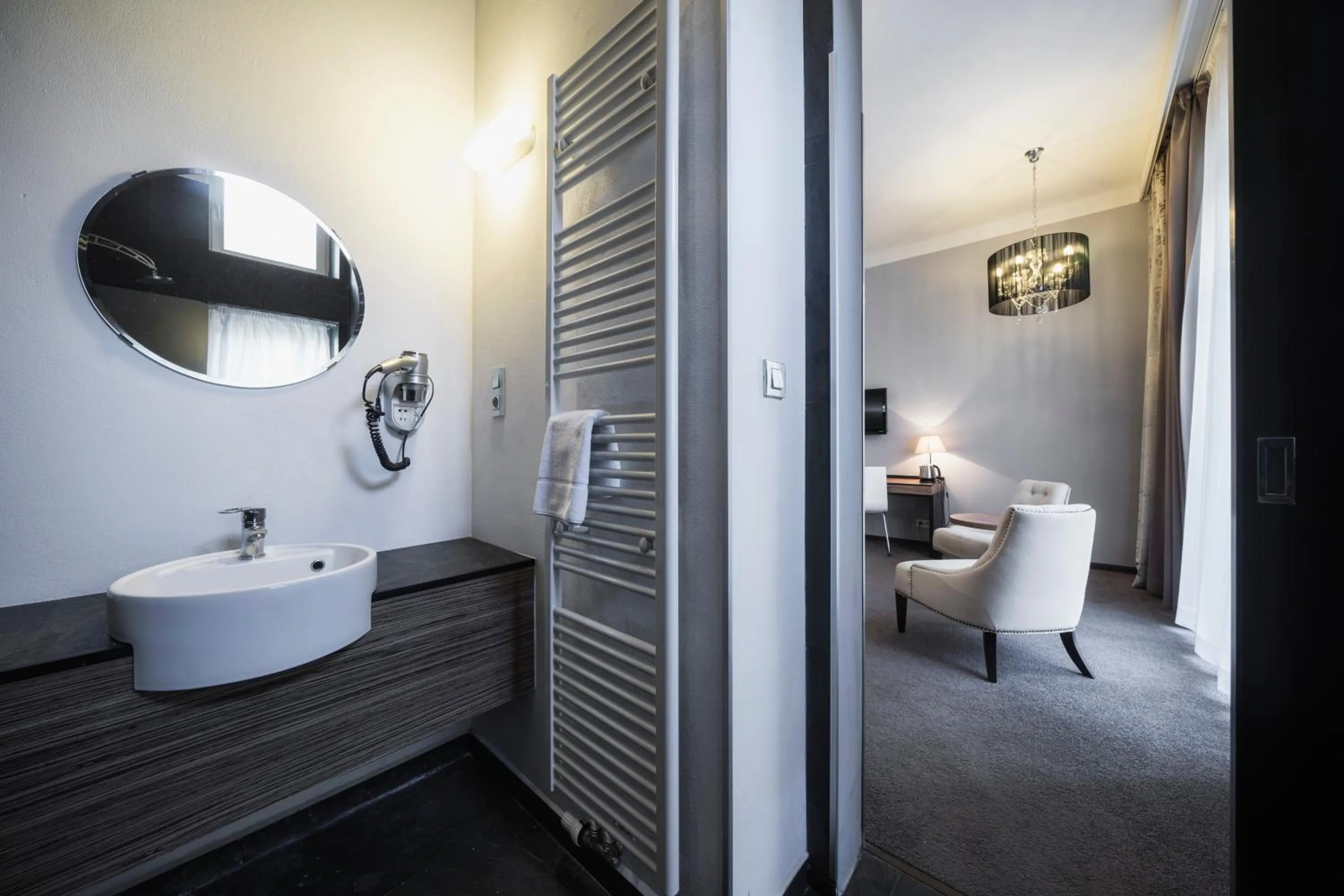 Bathroom in Hotel NOIR