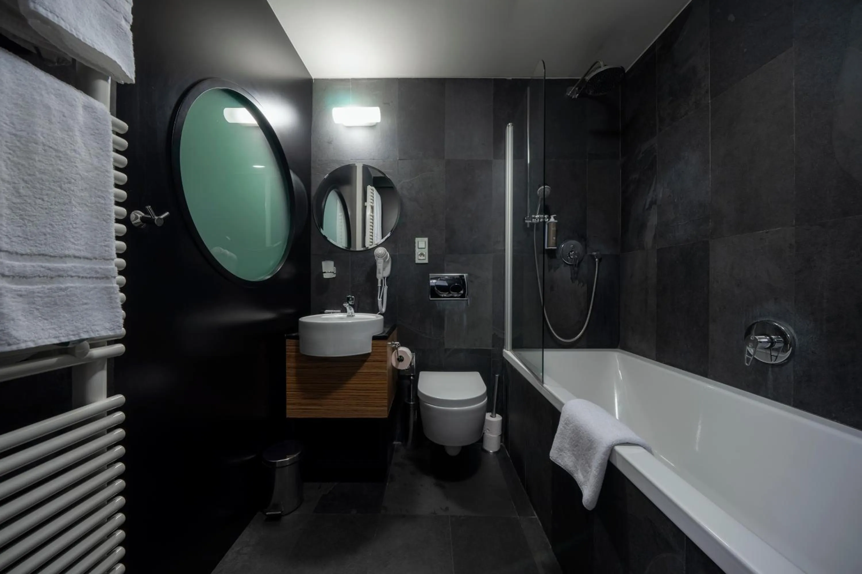 Bathroom in Hotel NOIR