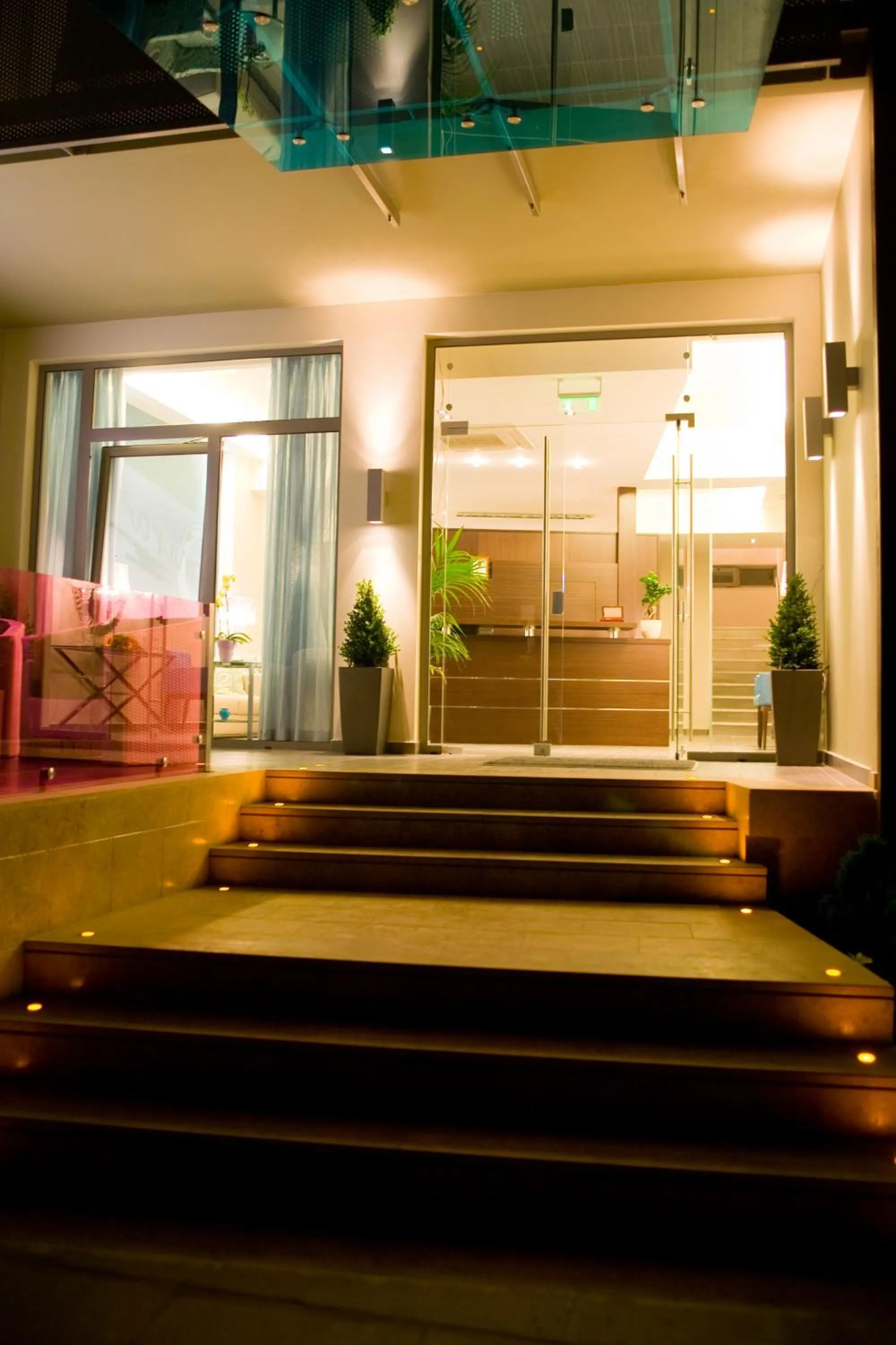 Onira Boutique