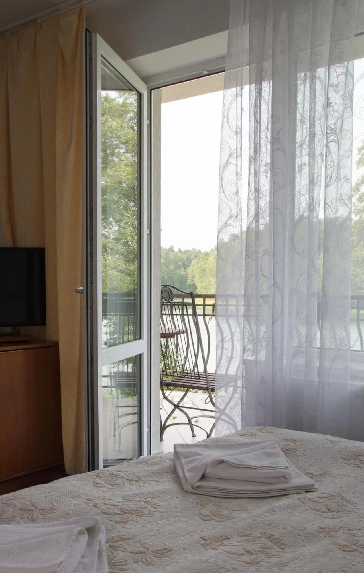 Lake view, Bed in Hotel Nidzki