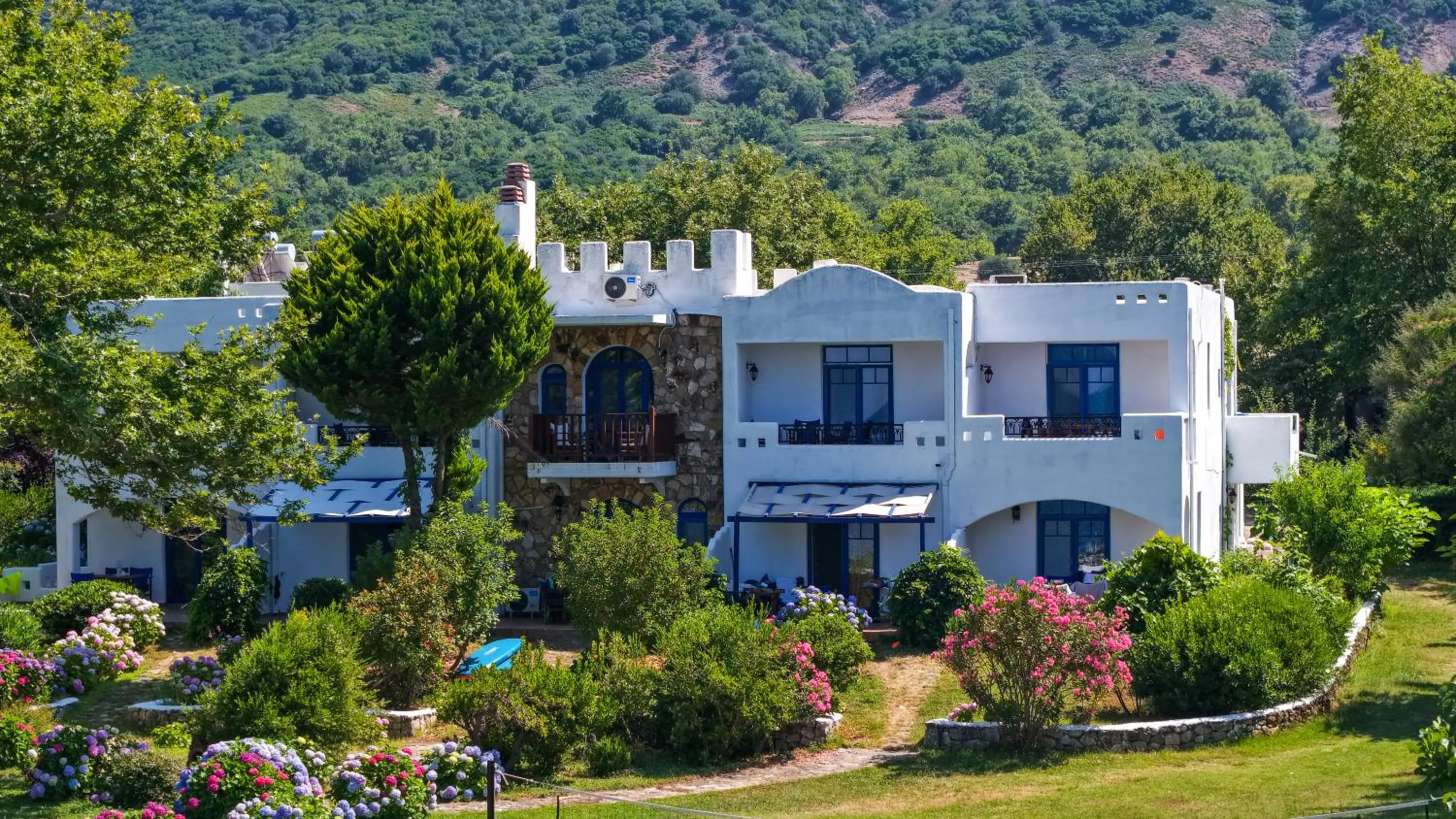 Archondissa Beach Aparthotel