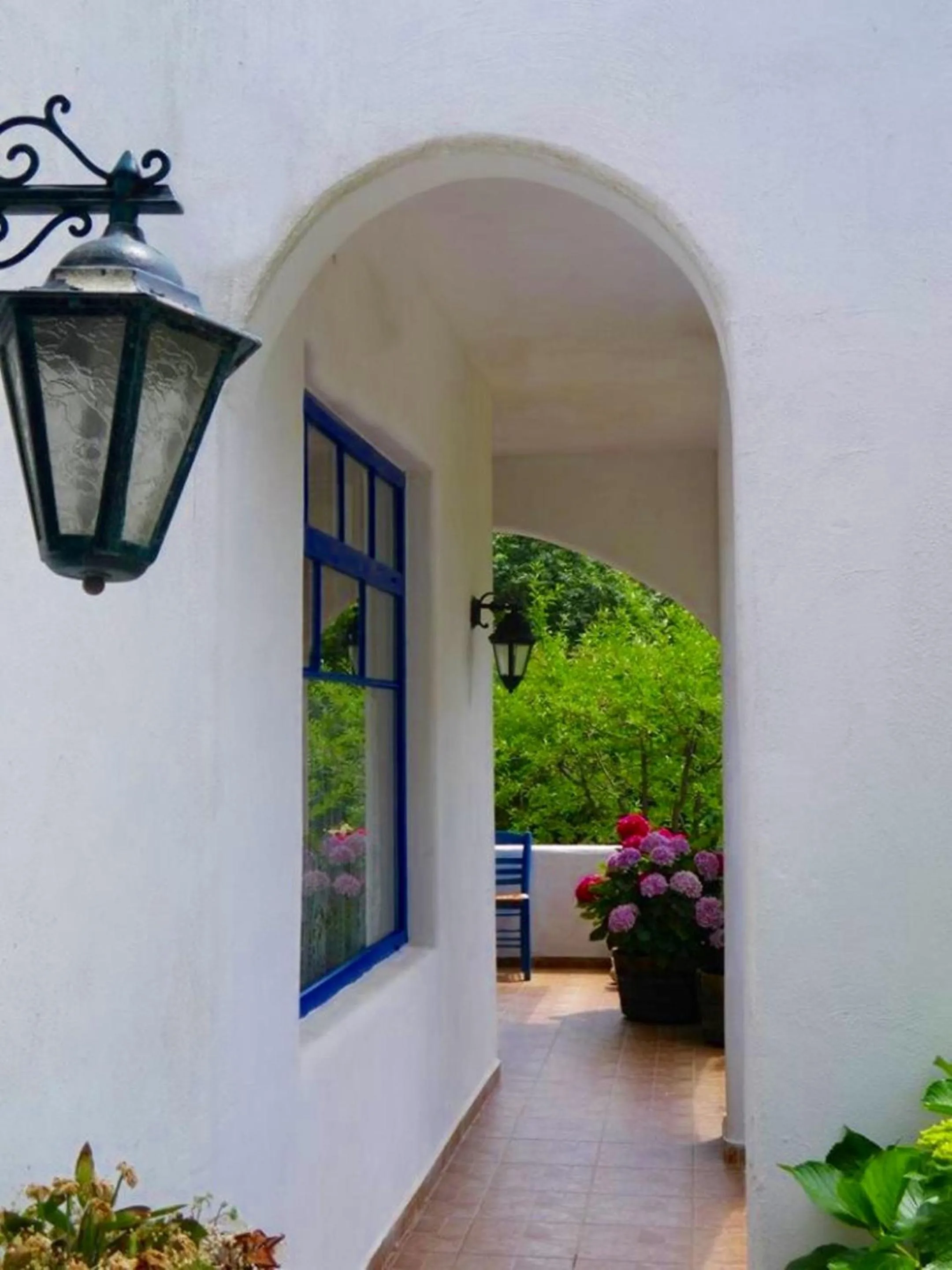 Decorative detail in Archondissa Beach Aparthotel