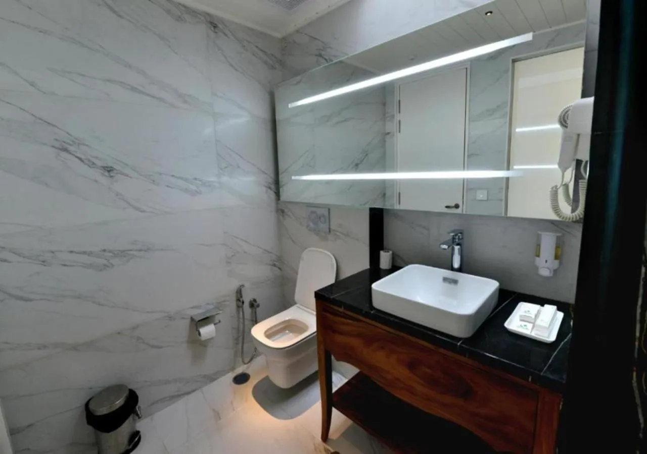 Bathroom in Kasauli Hills Resort