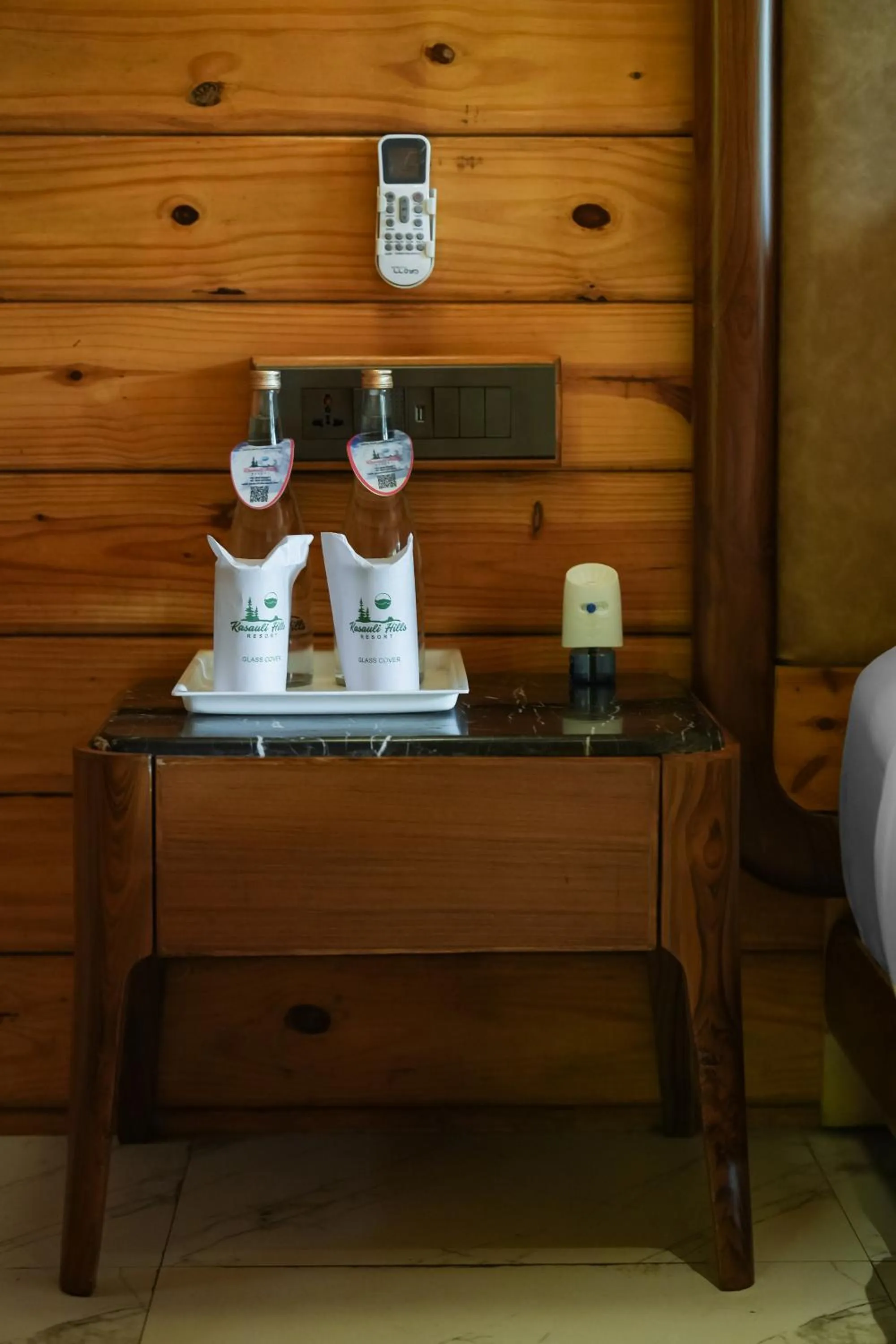 Bedroom in Kasauli Hills Resort