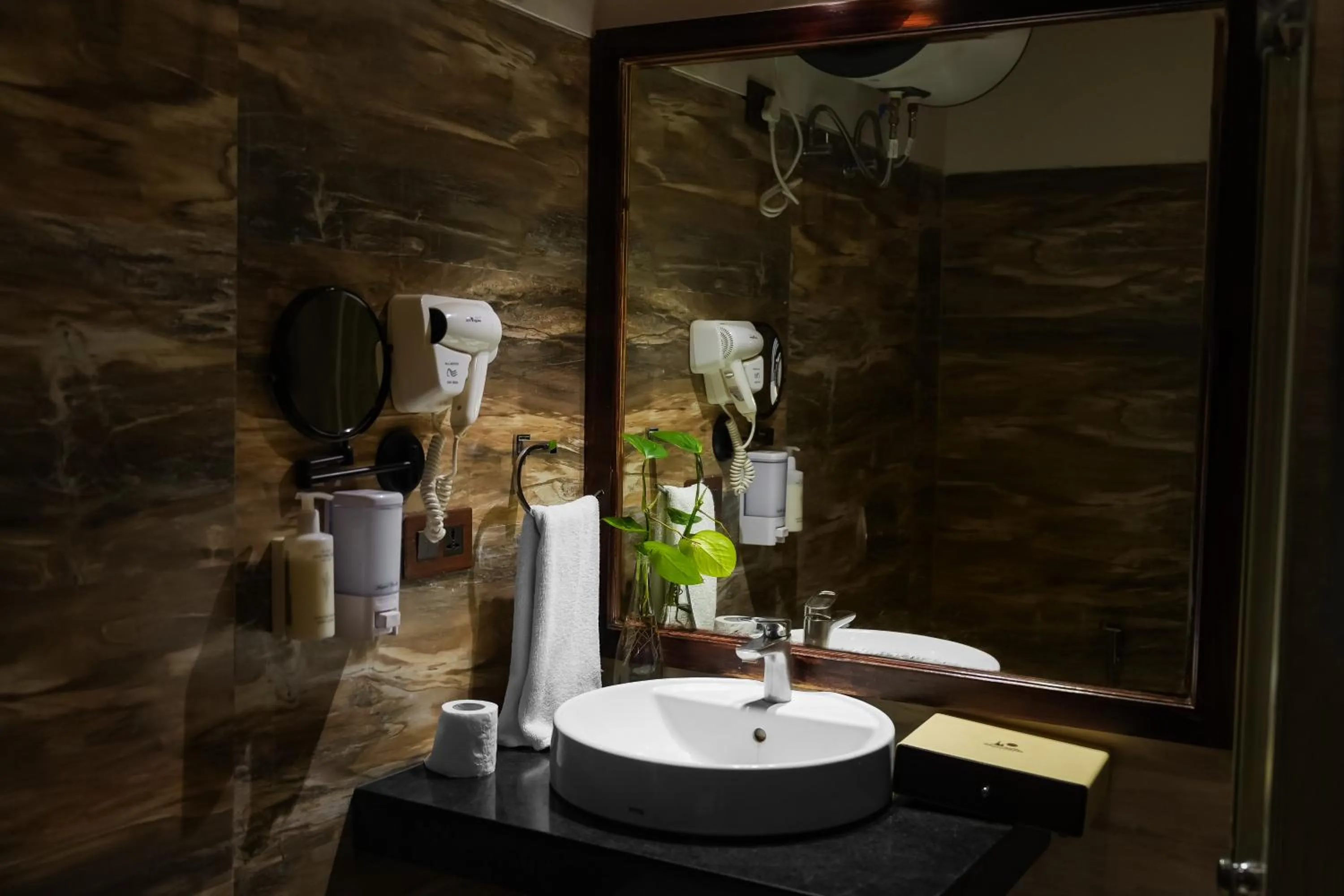 Bathroom in Kasauli Hills Resort