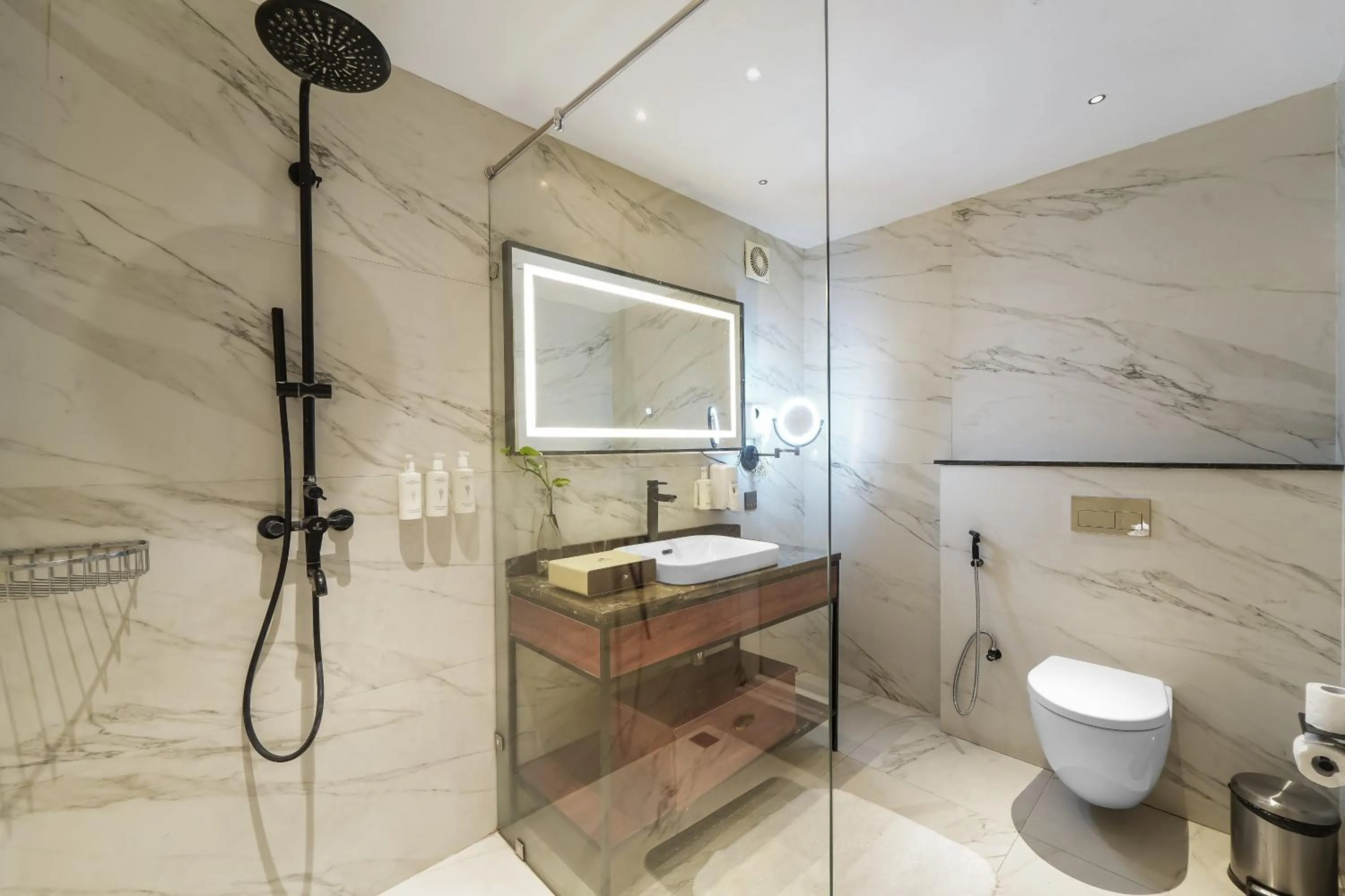 Bathroom in Kasauli Hills Resort