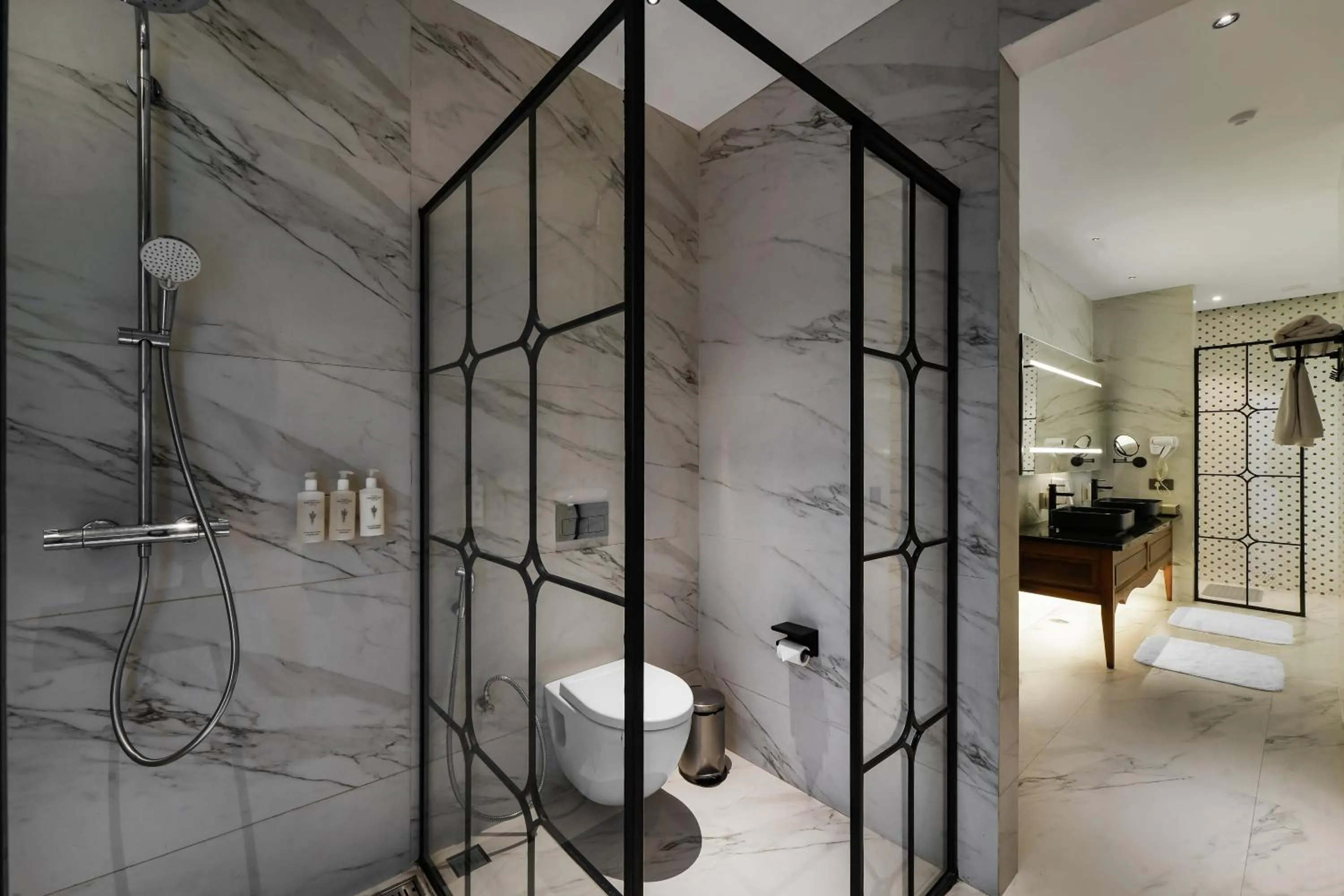 Bathroom in Kasauli Hills Resort