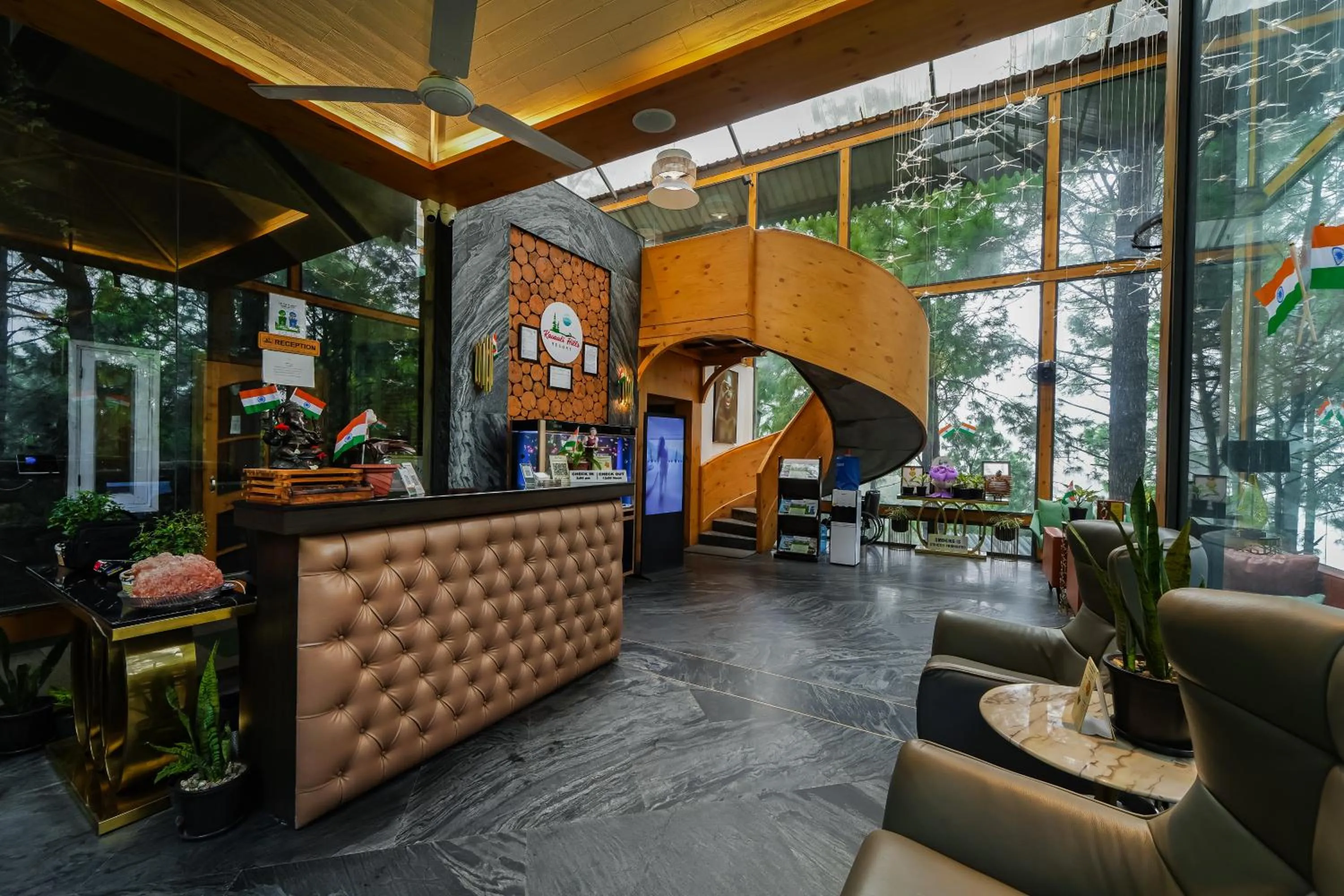 Lobby or reception in Kasauli Hills Resort