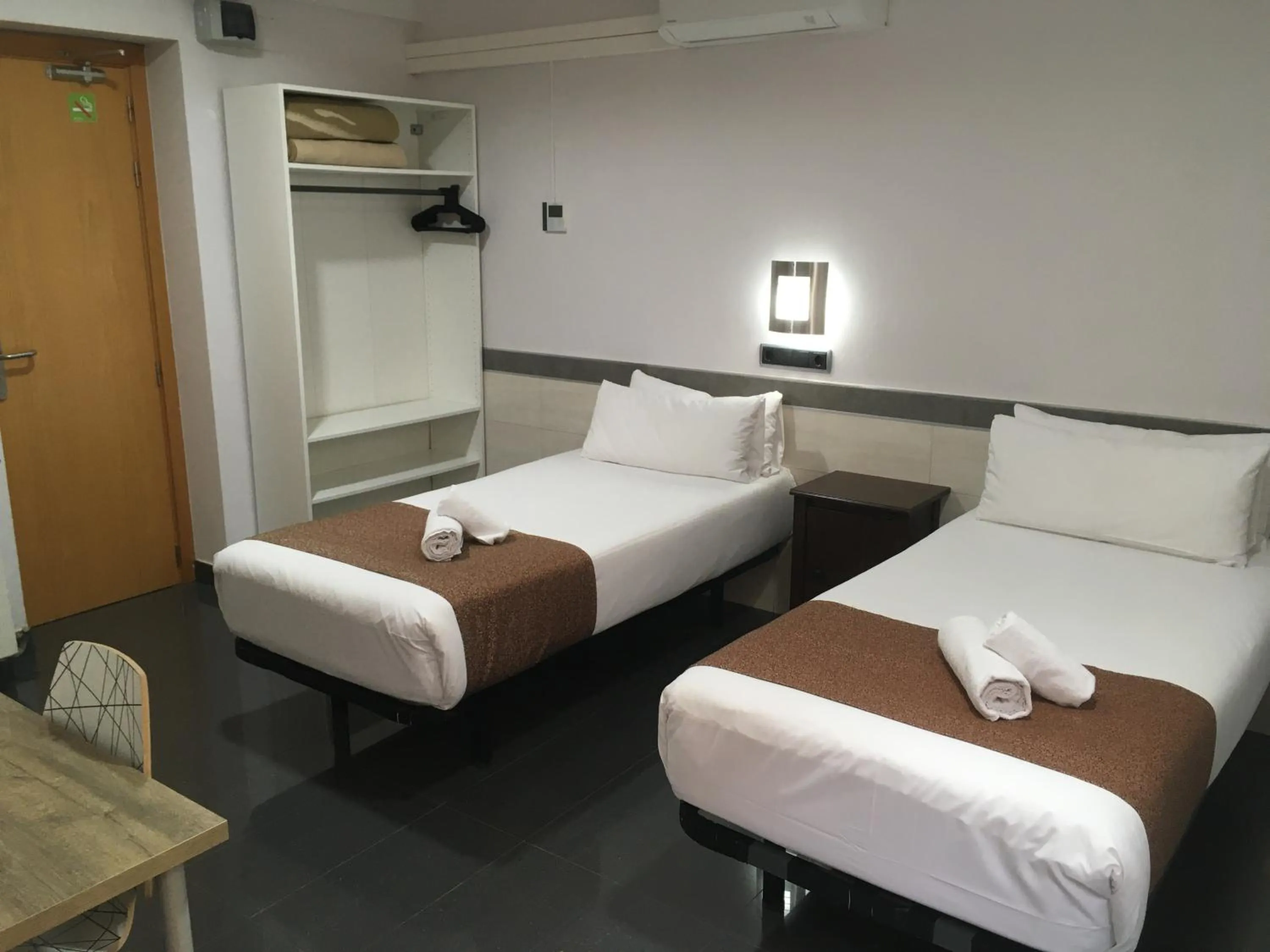 Bed in Hostal Levante Barcelona