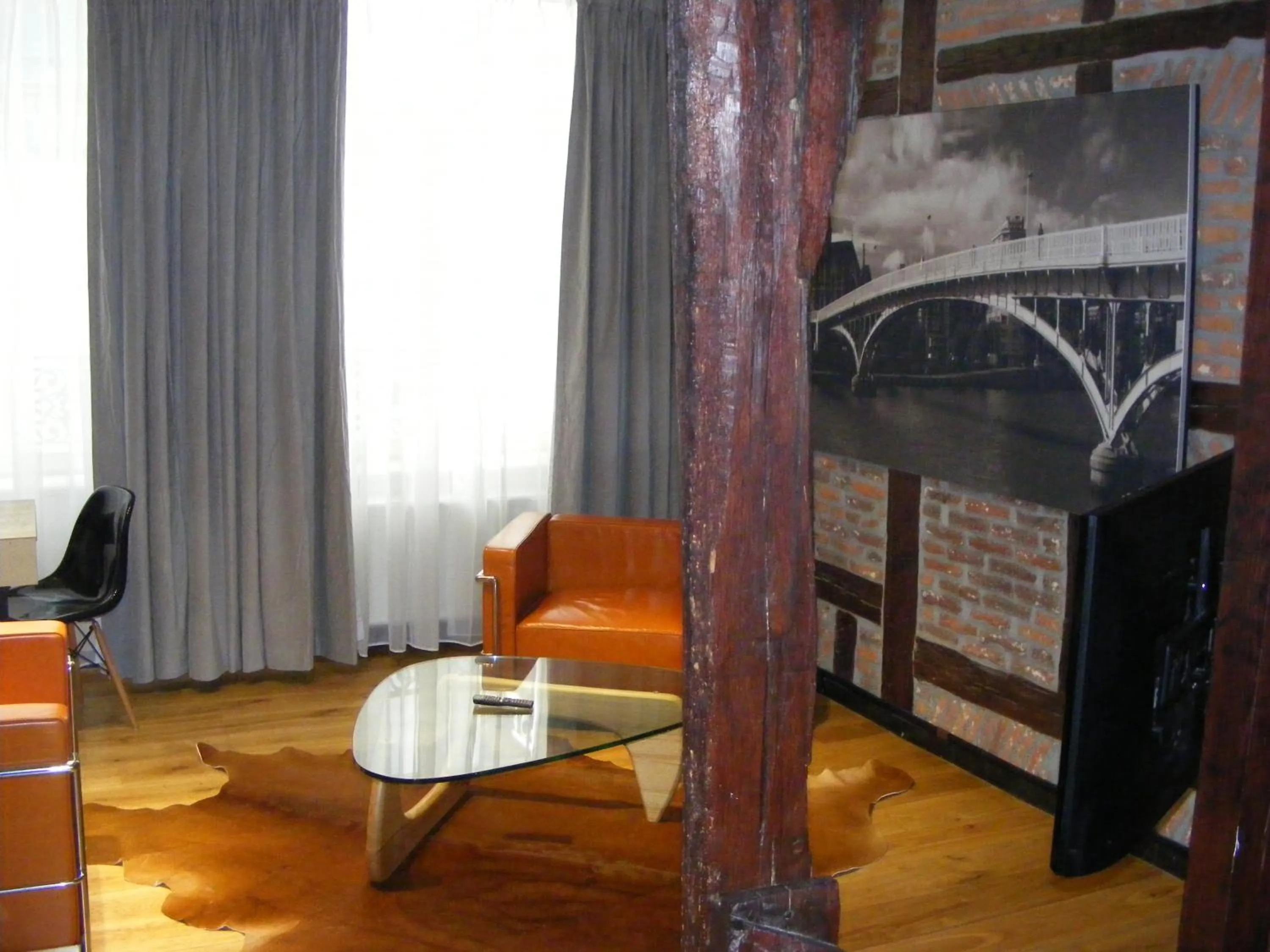 Living room in Amosa Liège City Centre Apart Gerardrie 17