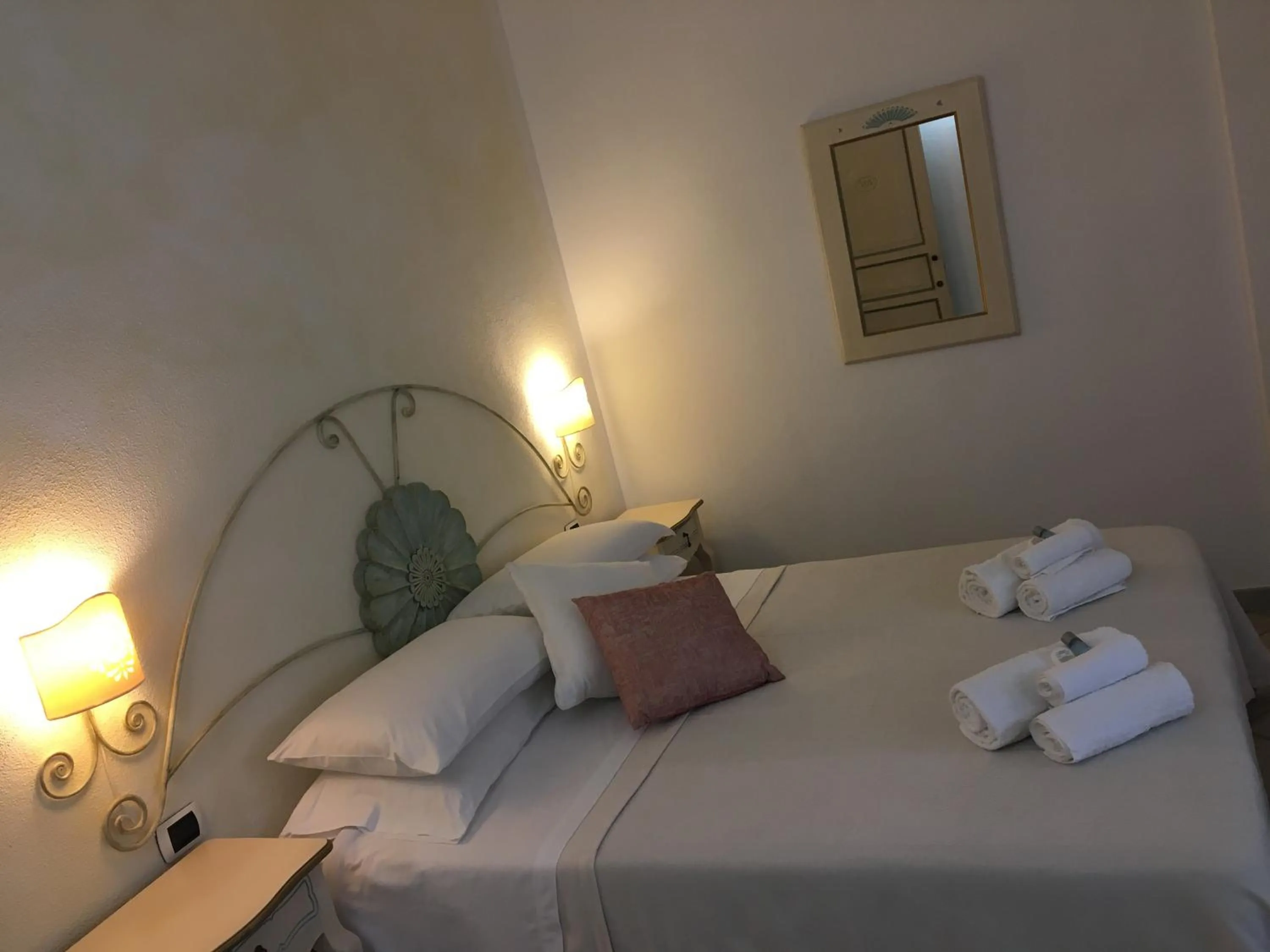 Bed in Hotel Sorgente