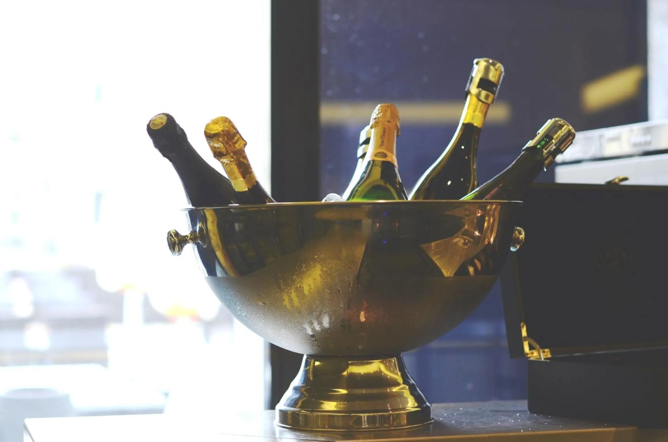 Restaurant/places to eat in Amosa Liège City Centre Apart Donceel 6