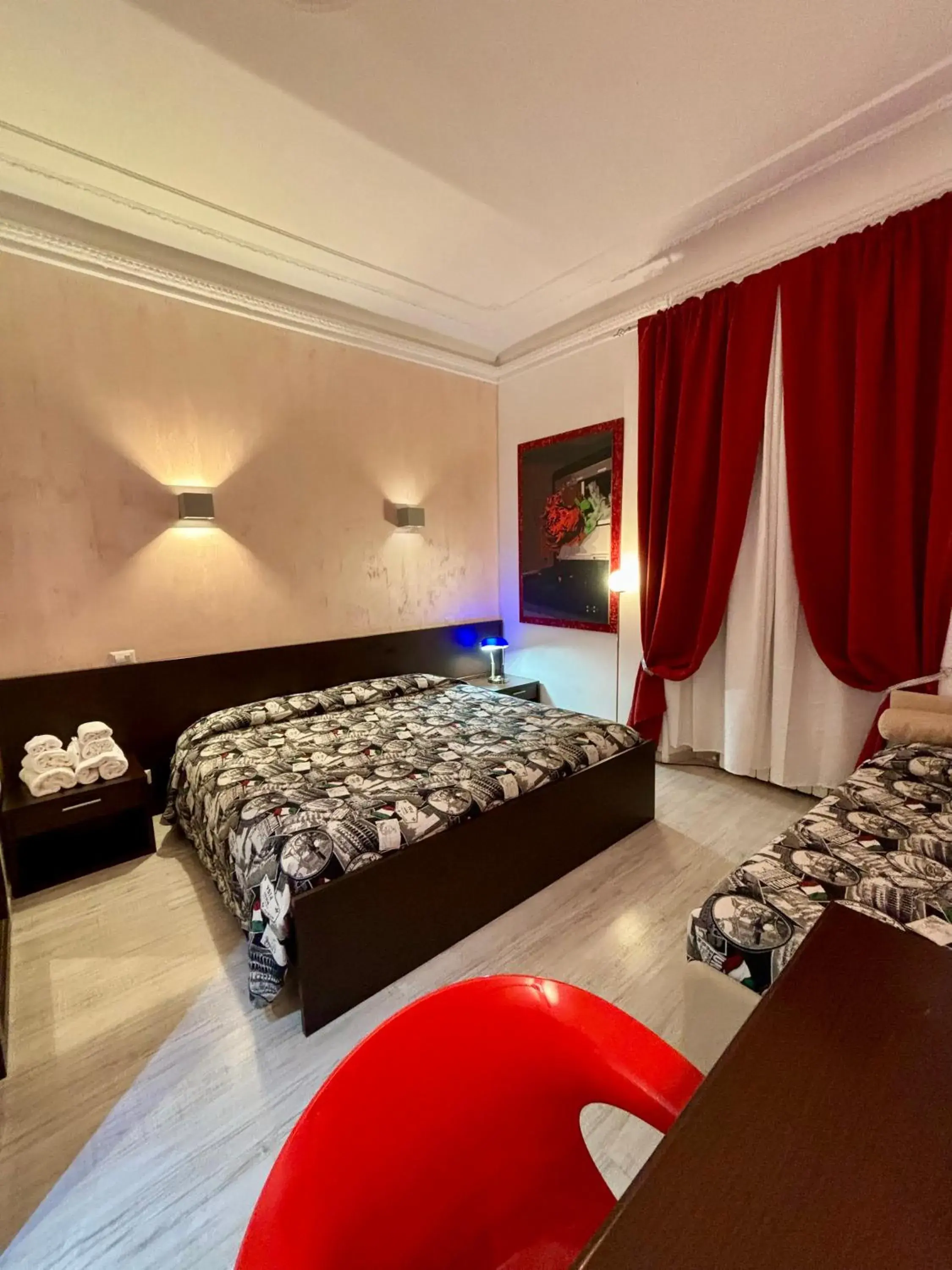 Bed in Chroma Italy - Chroma Tessera Bed in Chroma Italy - Chroma Tessera