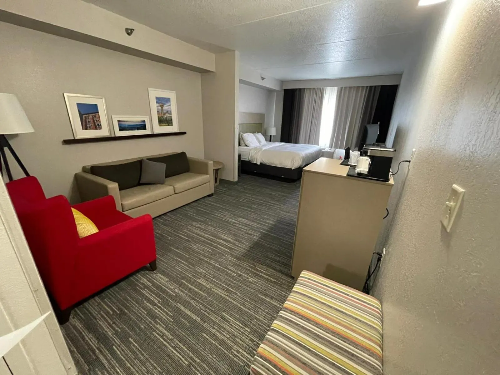 Bed in Travelodge by Wyndham Knoxville West