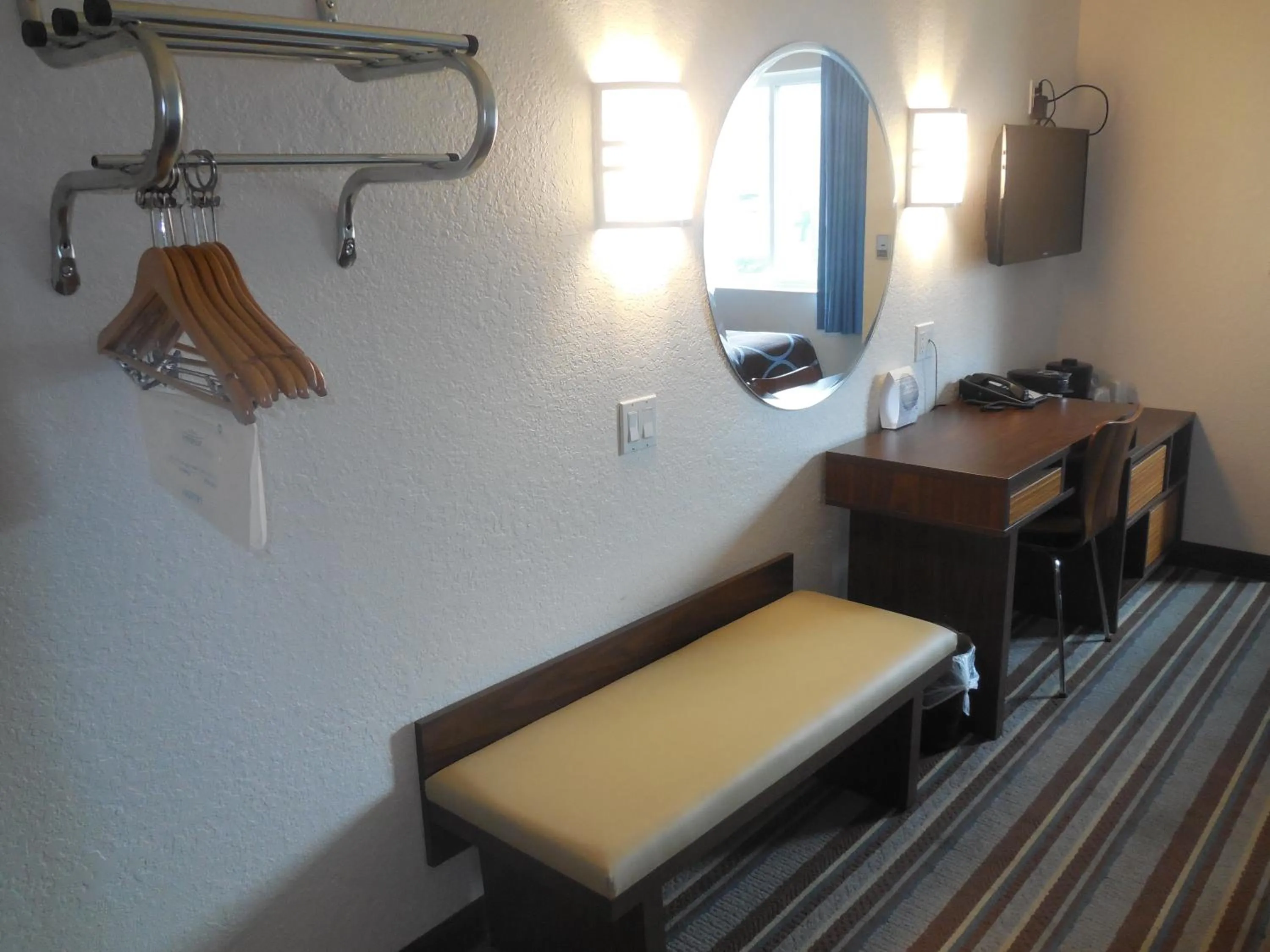 Bedroom in Super 8 by Wyndham Sault Ste. Marie