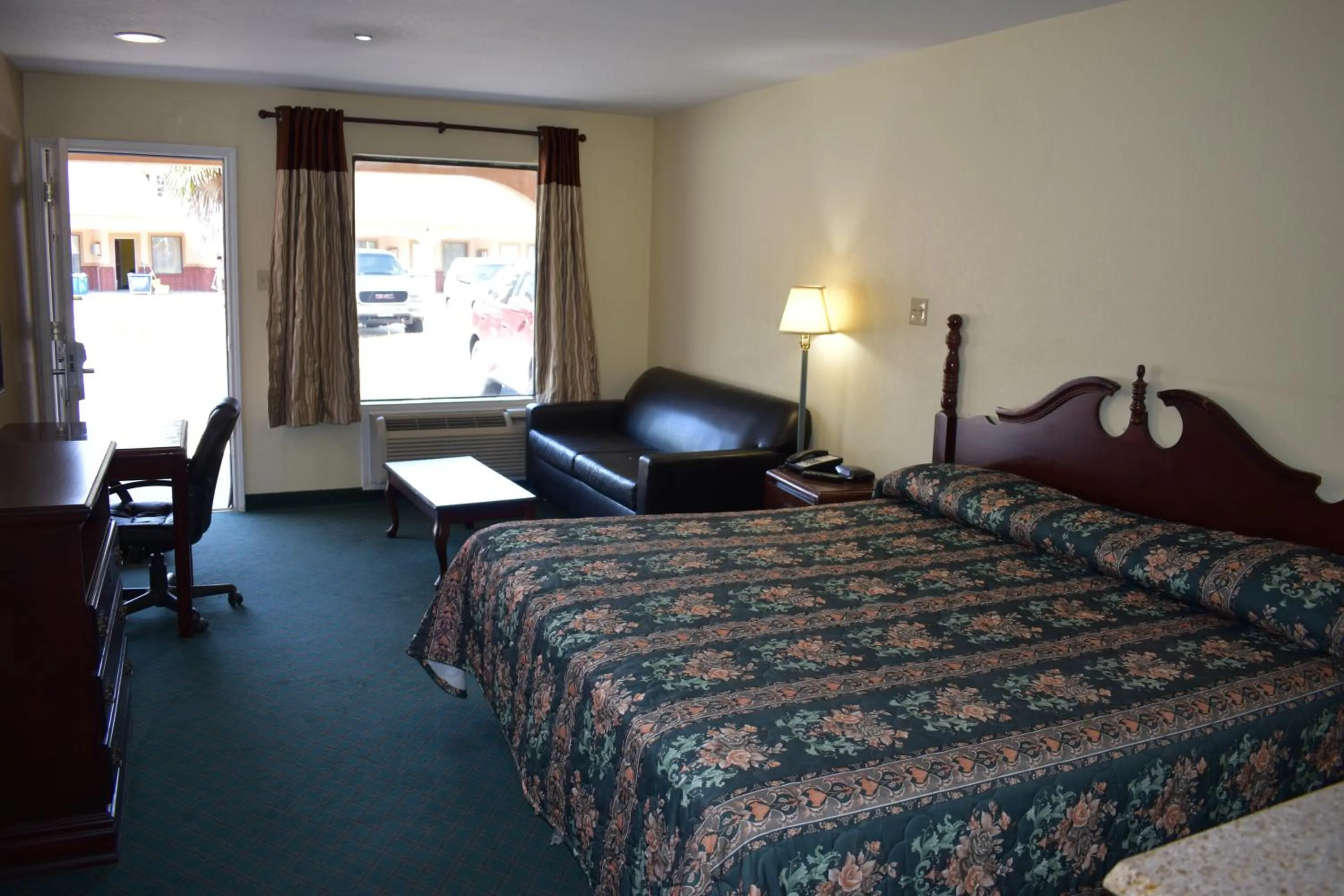 Bedroom in Residents Suites Liberty