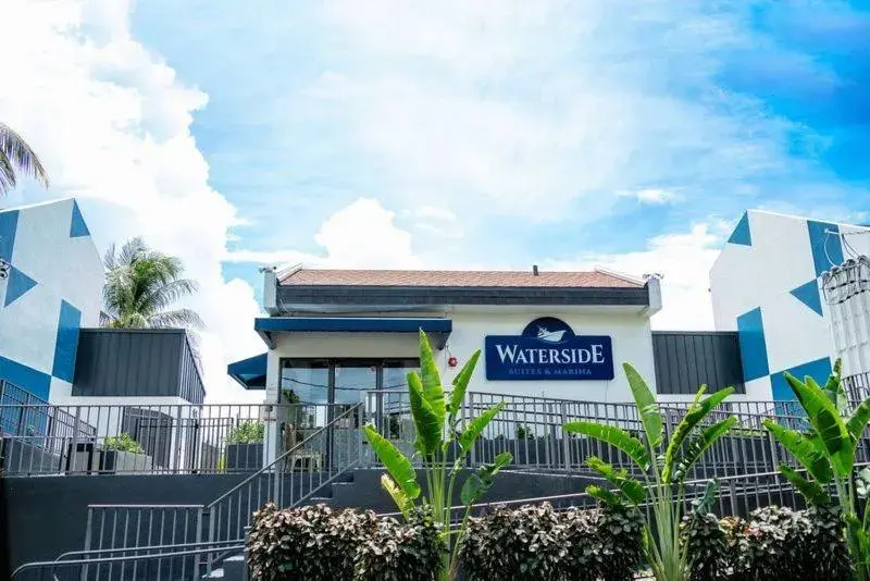 Property building in Waterside Suites and Marina Property building in Waterside Suites and Marina