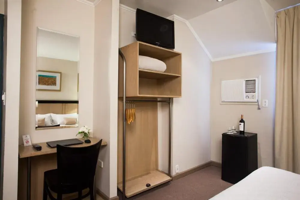 Decorative detail, Bed in Argentino Hotel Decorative detail, Bed in Argentino Hotel