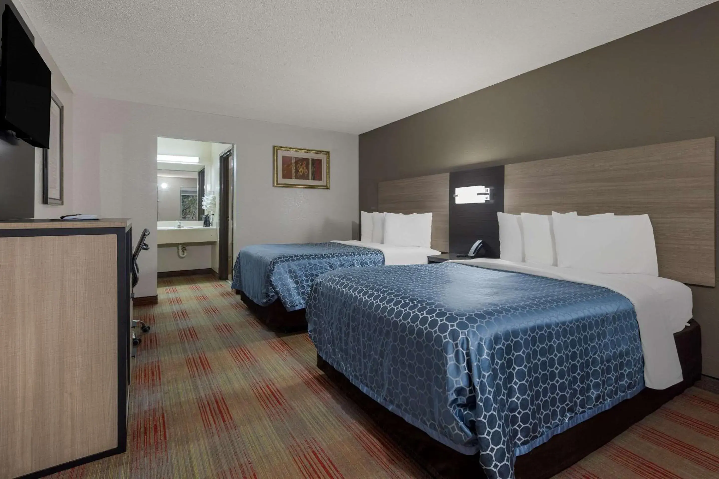 Bedroom, Bed in Rodeway Inn Ardmore I-65 Bedroom, Bed in Rodeway Inn Ardmore I-65