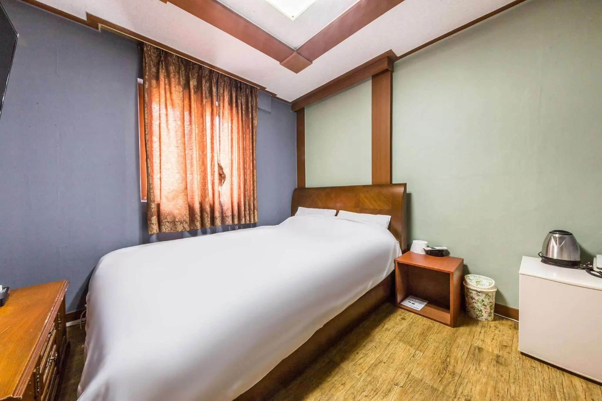 Bed in Keumkang Motel