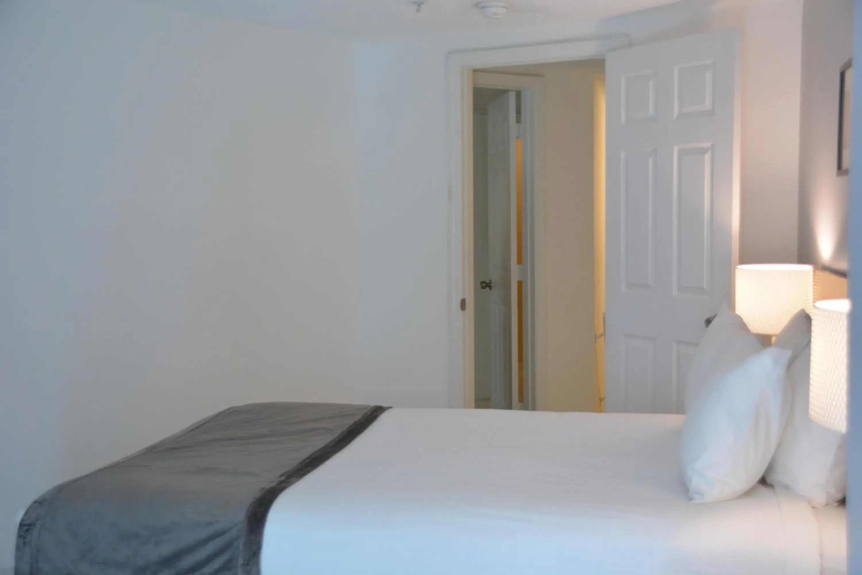 Bed in New Point Miami Beach Apartments Bed in New Point Miami Beach Apartments