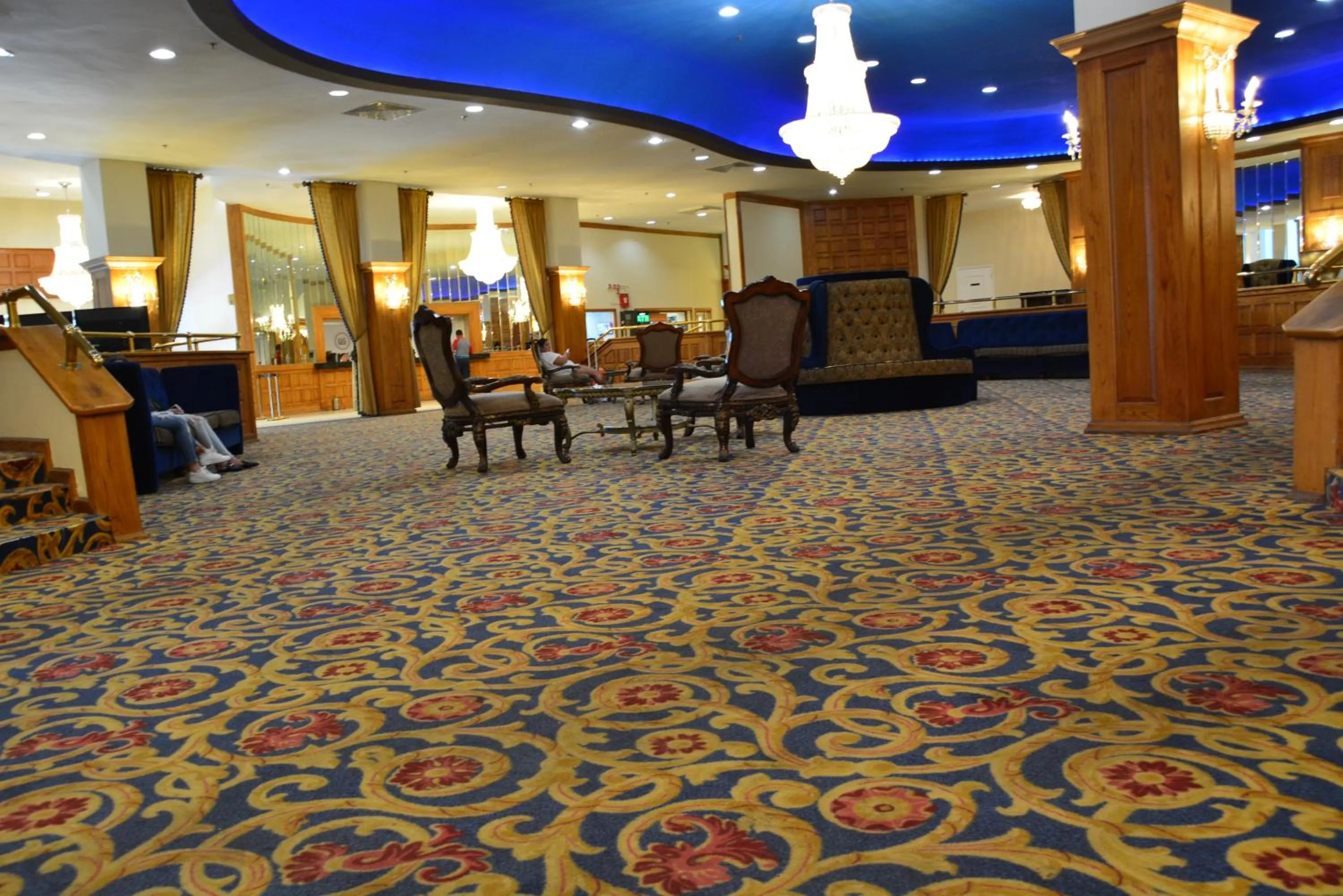 Lobby or reception in New Point Miami Beach Apartments