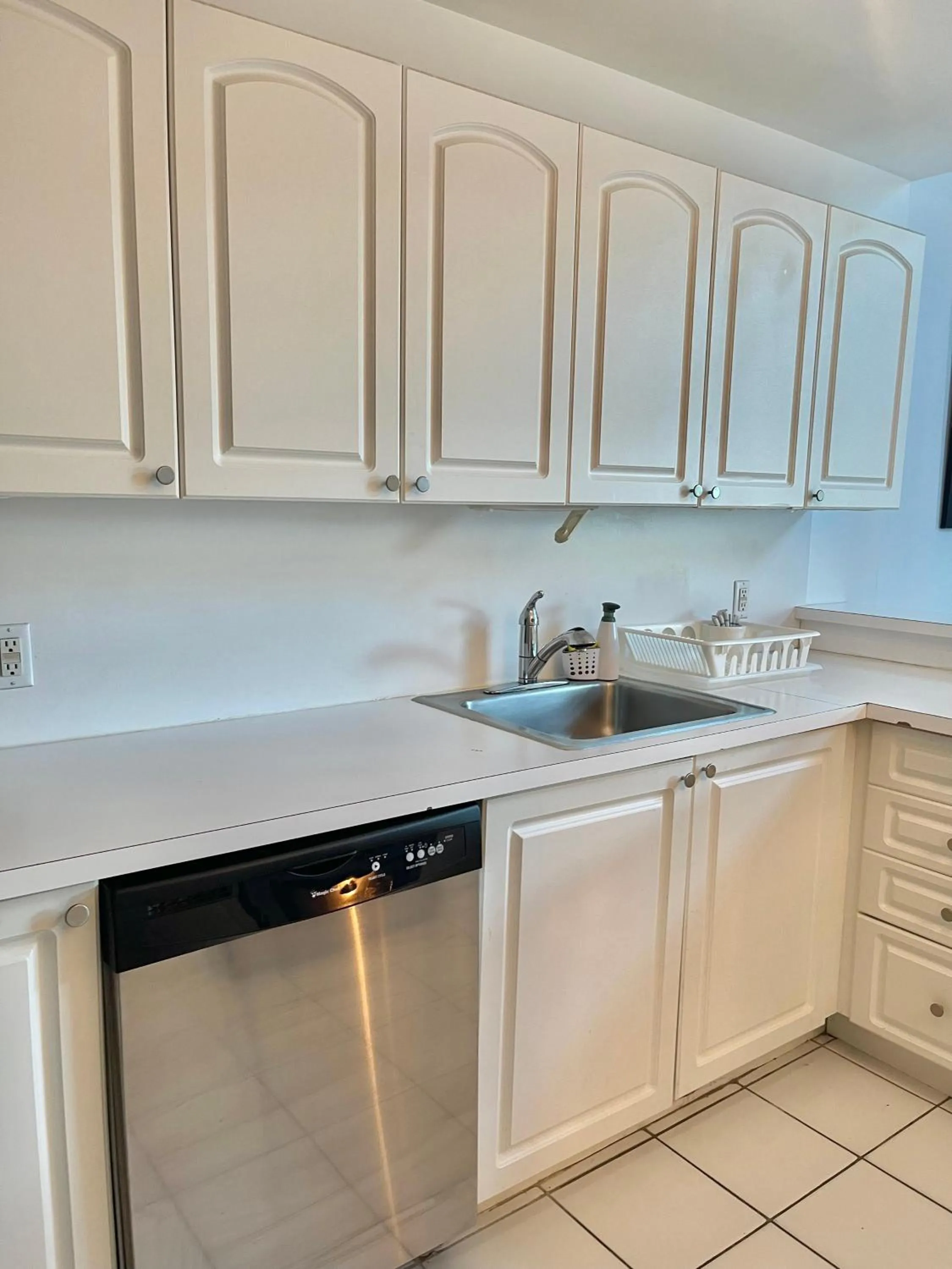 New Point Miami Beach Apartments