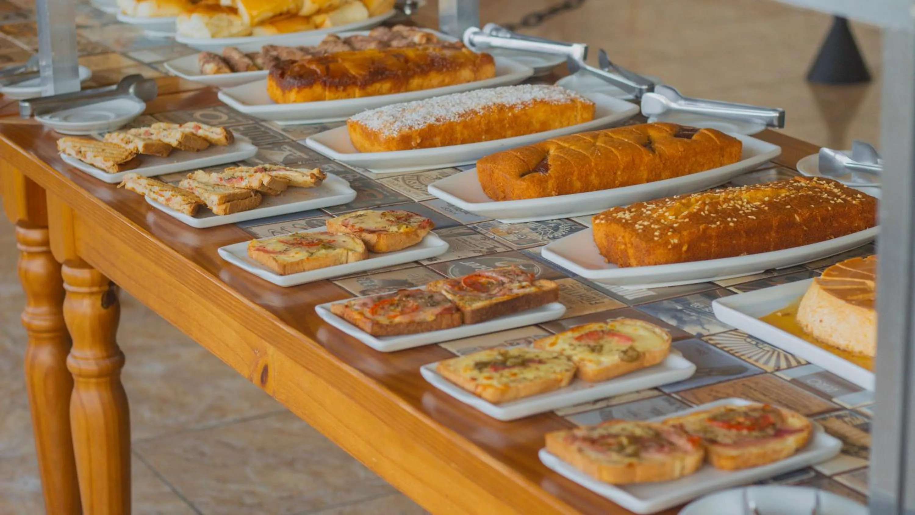 Breakfast in Pousada Costa da Riviera PISCINA CLIMATIZADA