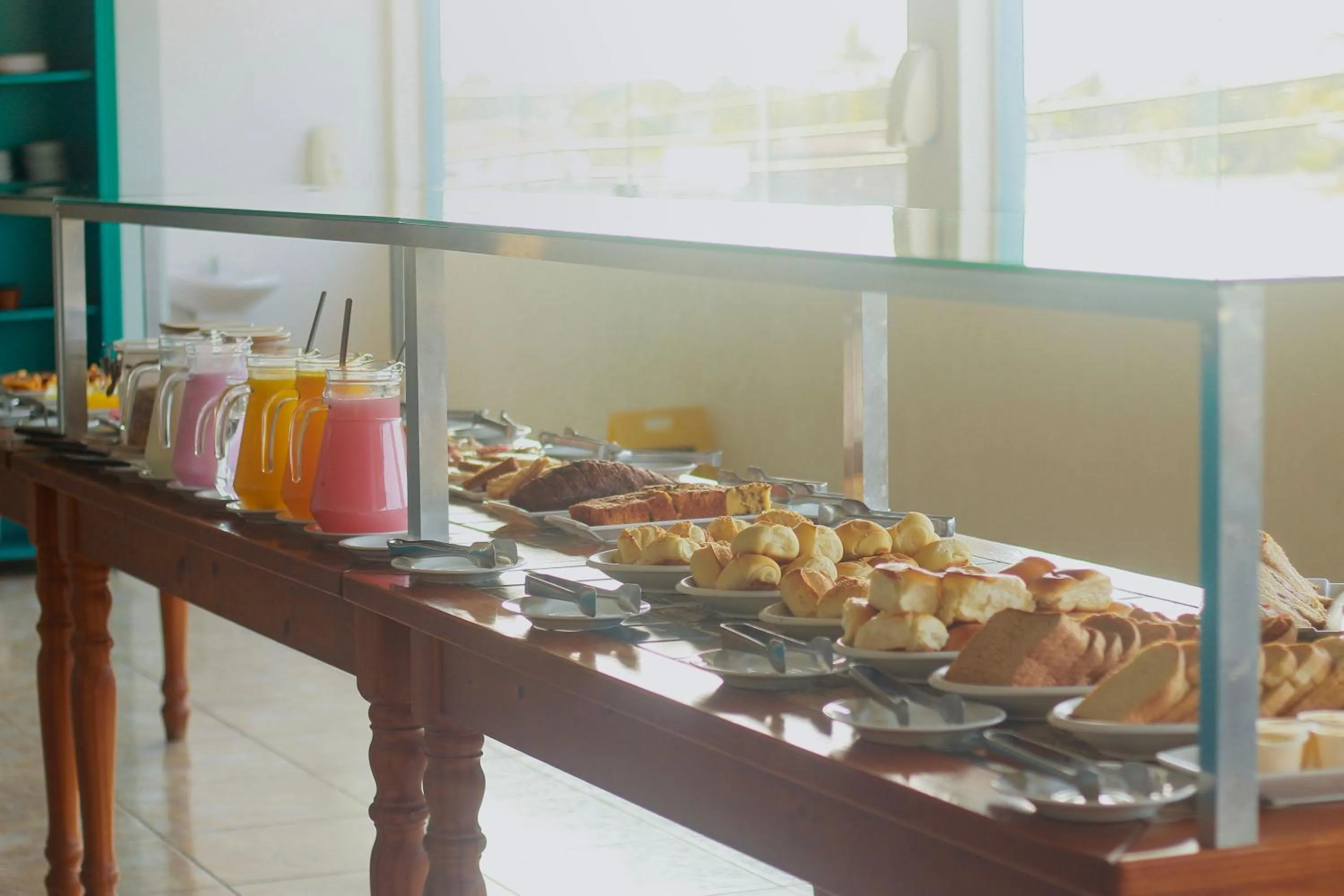 Breakfast in Pousada Costa da Riviera PISCINA CLIMATIZADA