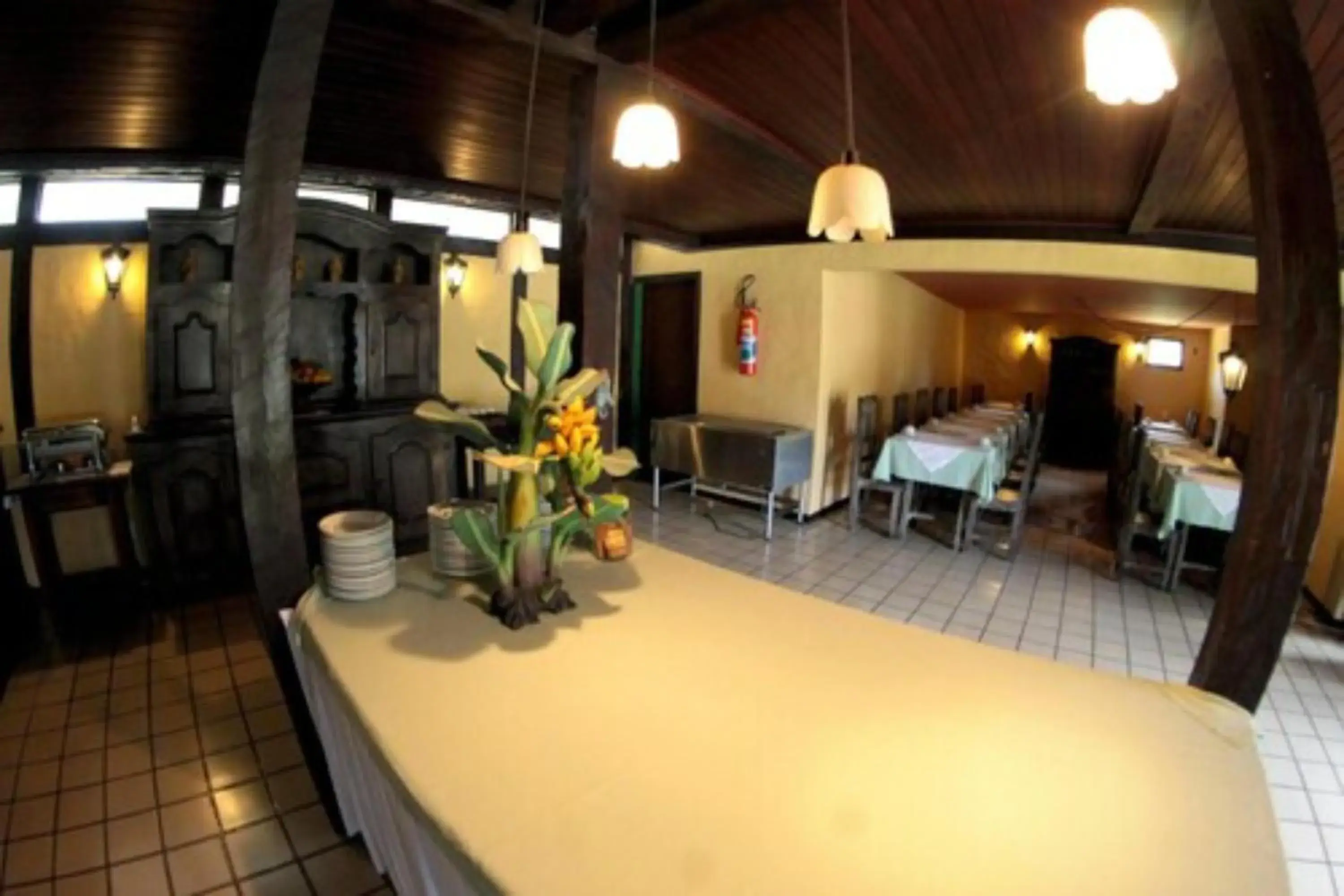 Restaurant/places to eat in OYO Pousada do Wagner, Rio das Ostras Restaurant/places to eat in OYO Pousada do Wagner, Rio das Ostras