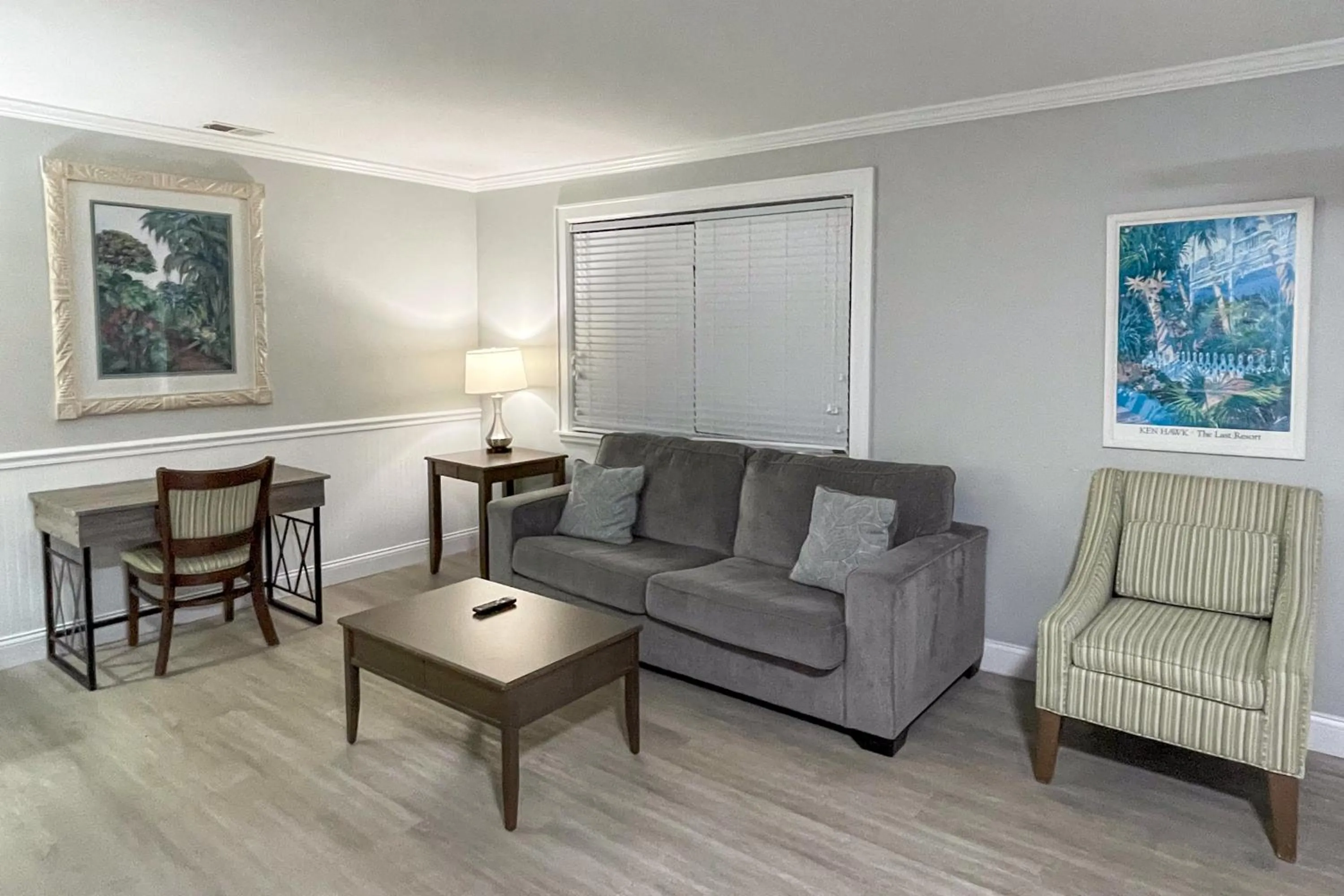 Living room in Marco Island Lakeside Inn