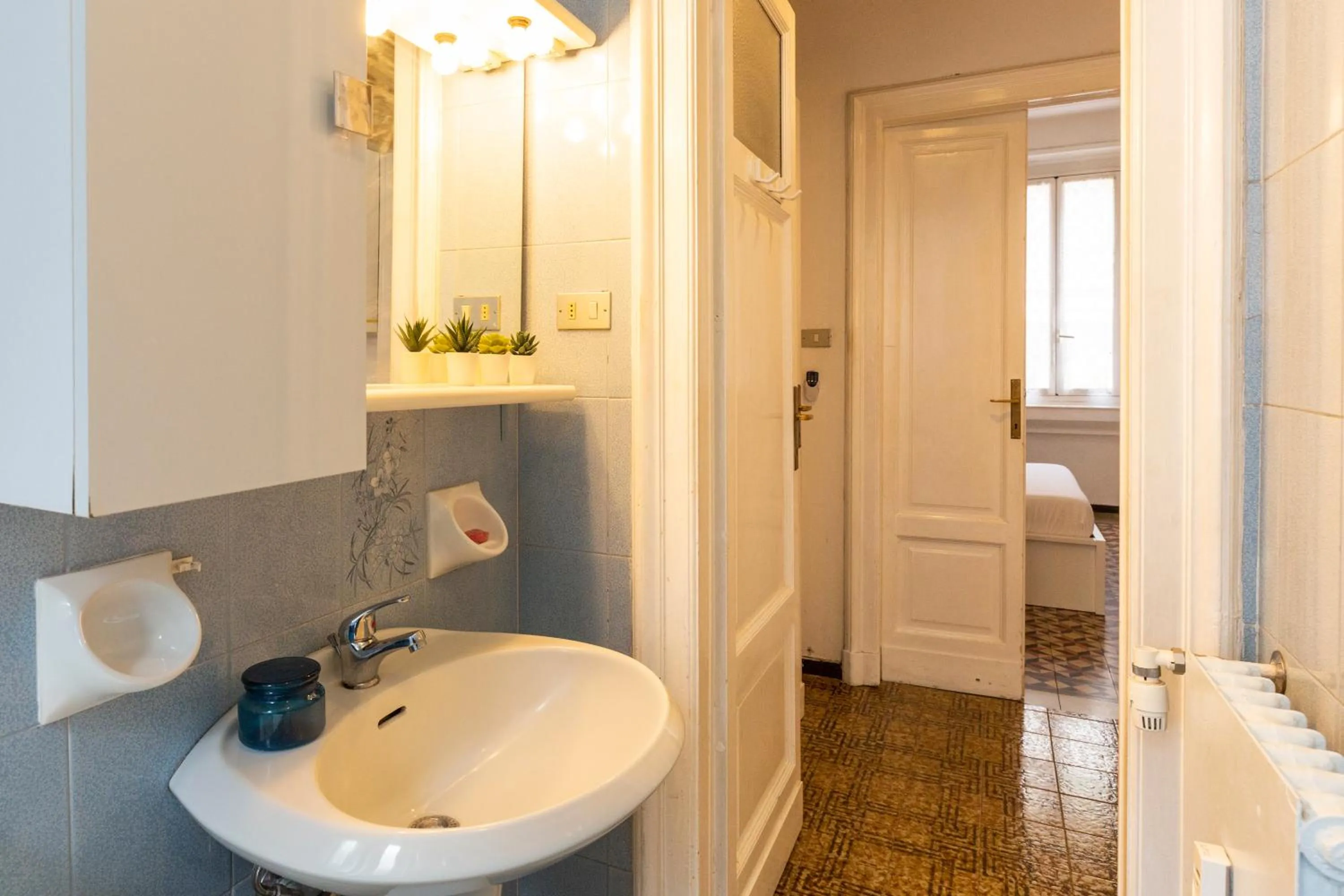 Bathroom in Titty House - Crocetta