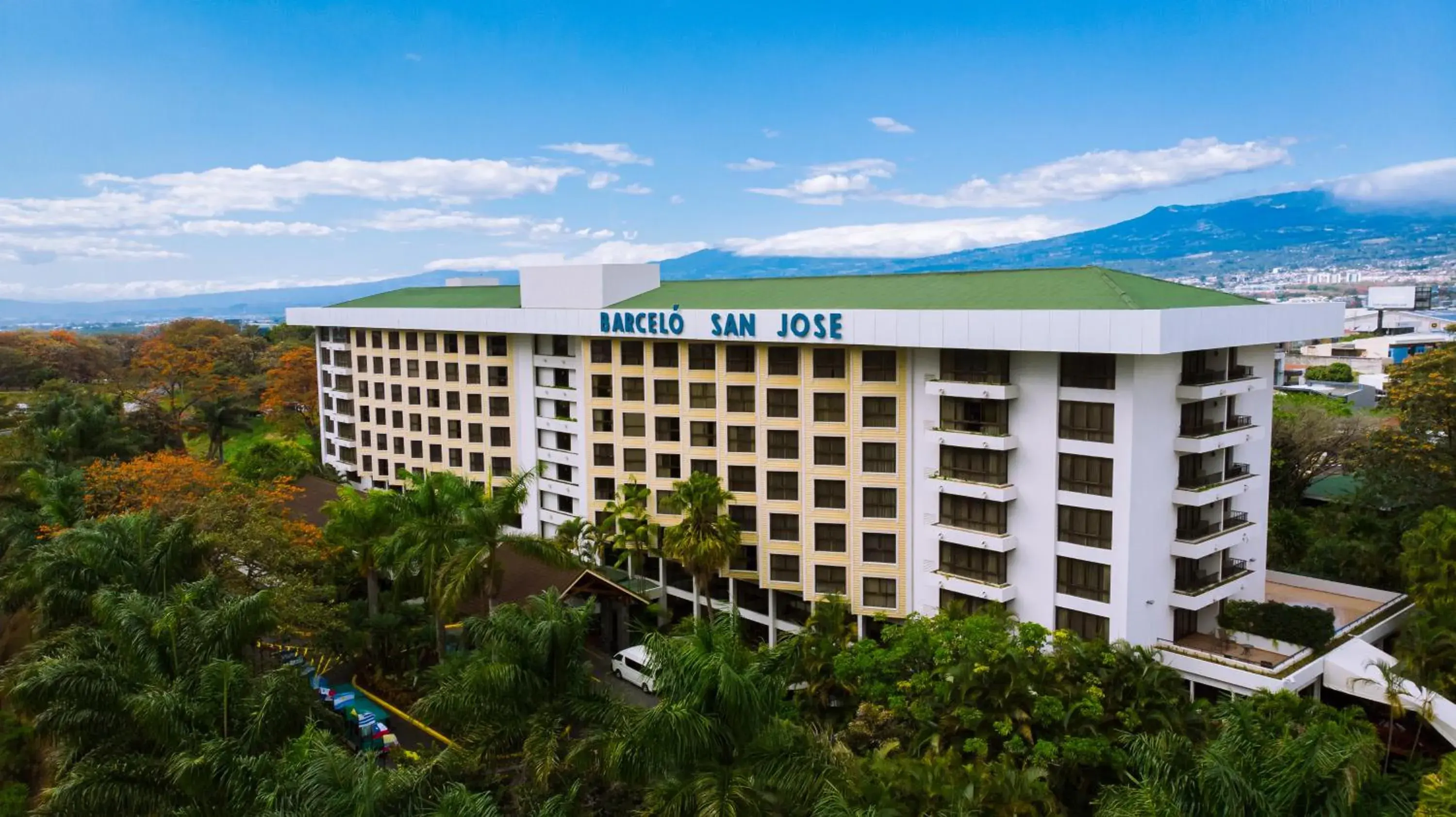 Property building in Barceló San José Property building in Barceló San José