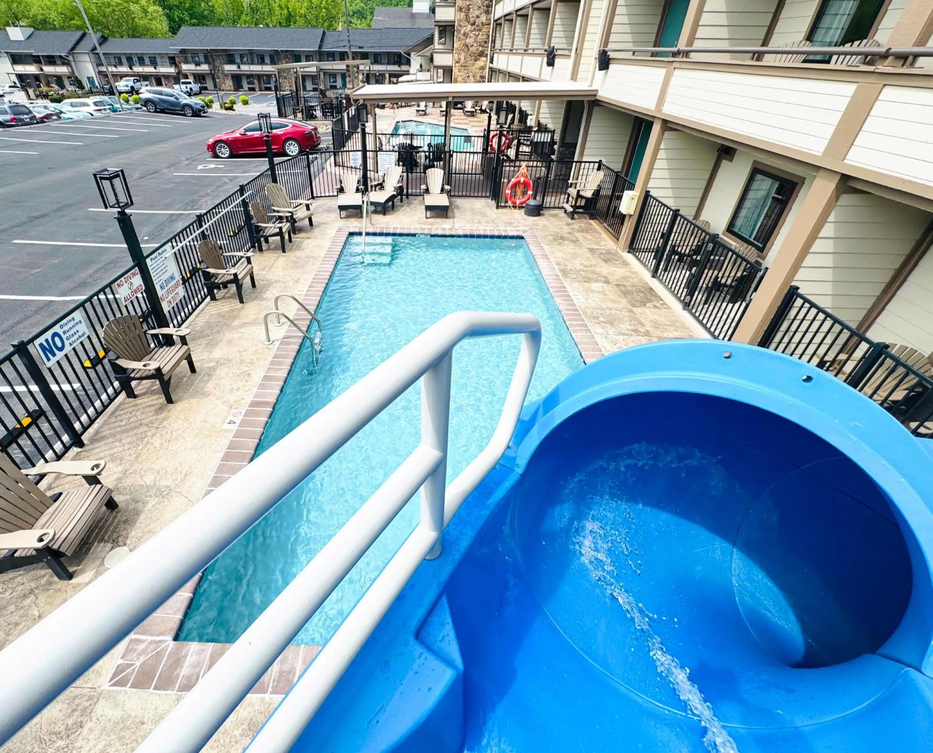 Aqua park in Best Western Johnson's Inn Downtown Gatlinburg