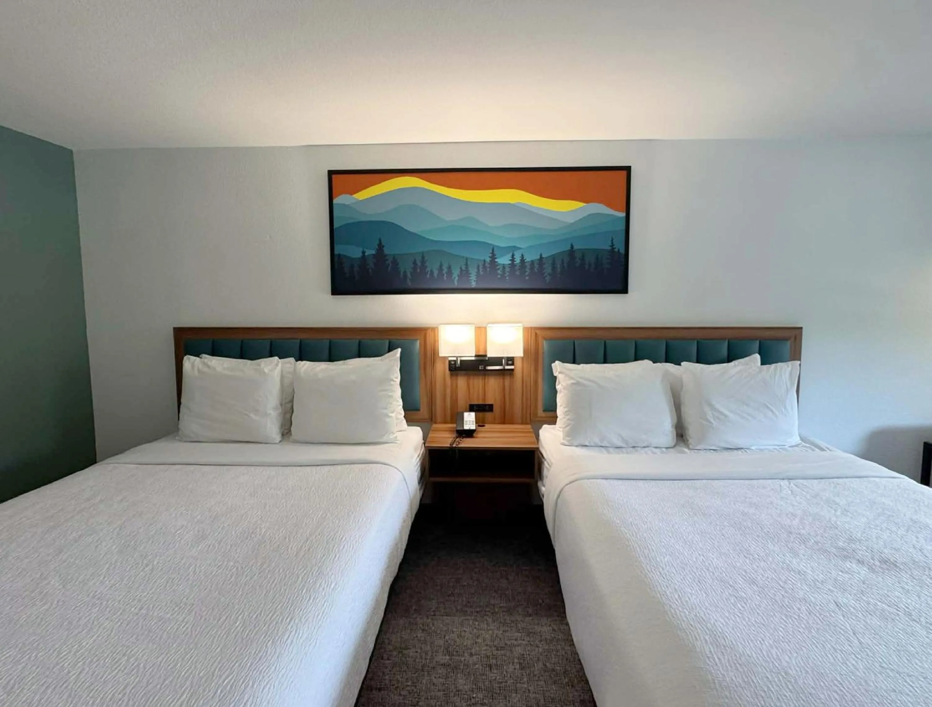Bedroom, Bed in Best Western Johnson's Inn Downtown Gatlinburg