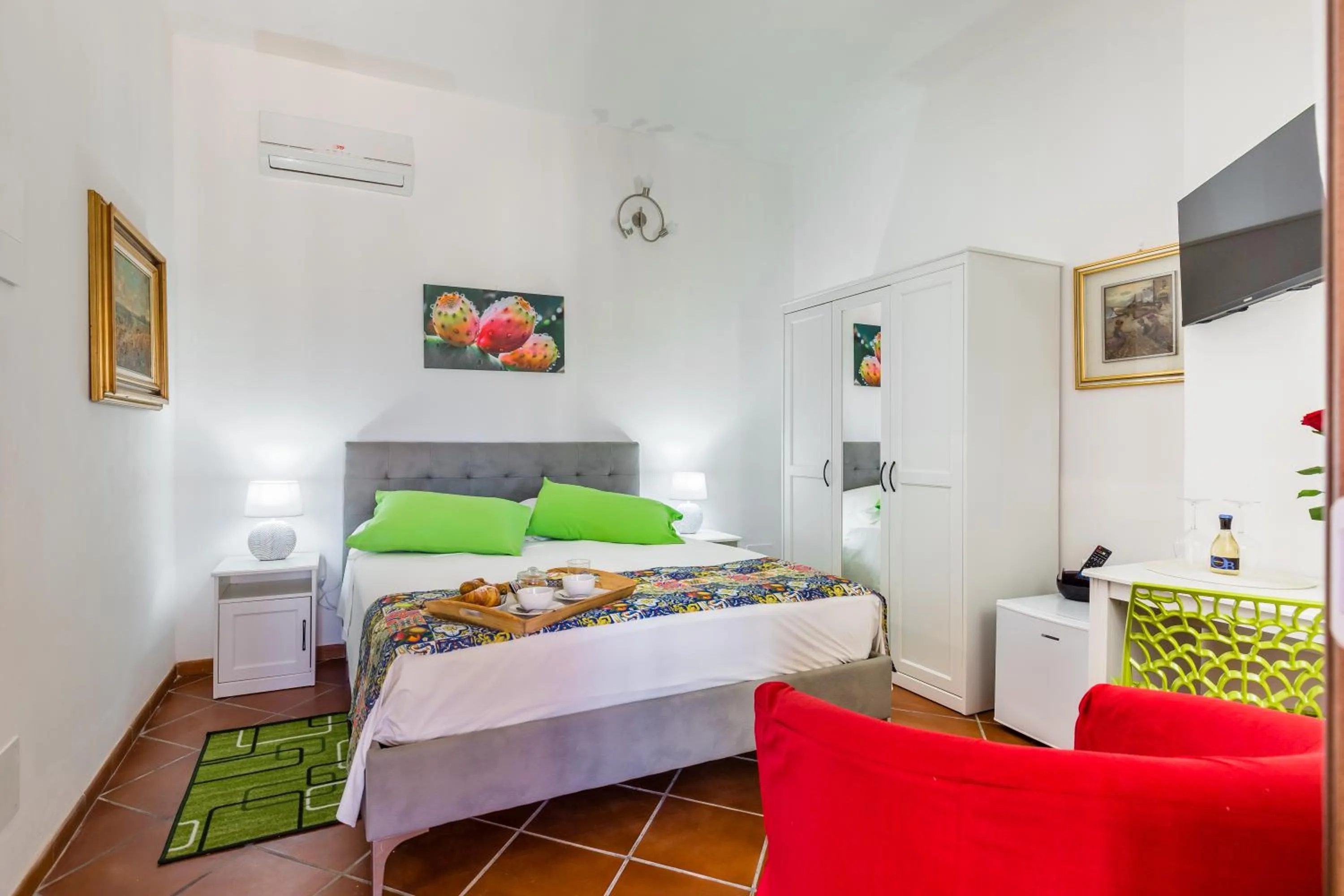 Standard Double Room in Villa Giummarito