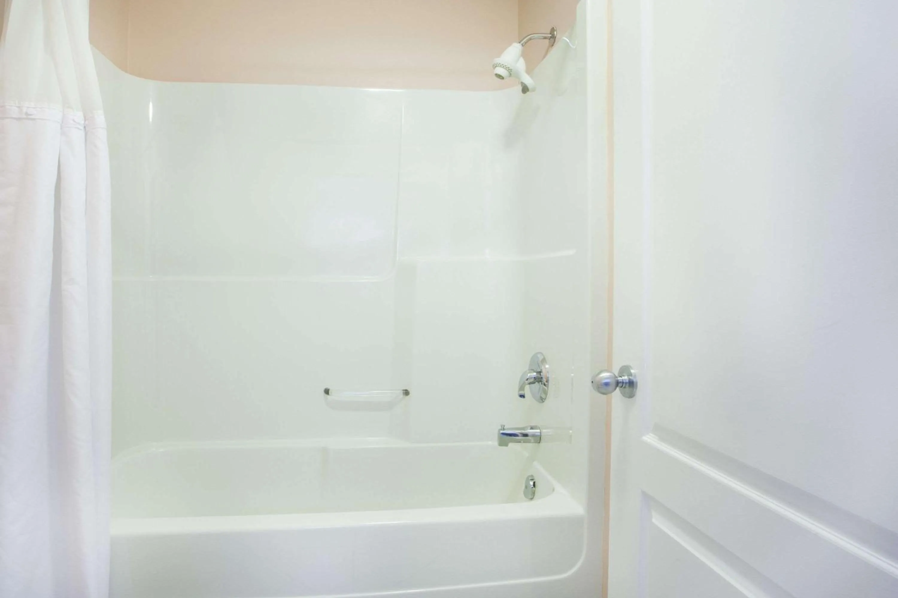 Bathroom in Ramada Limited 100 Mile House