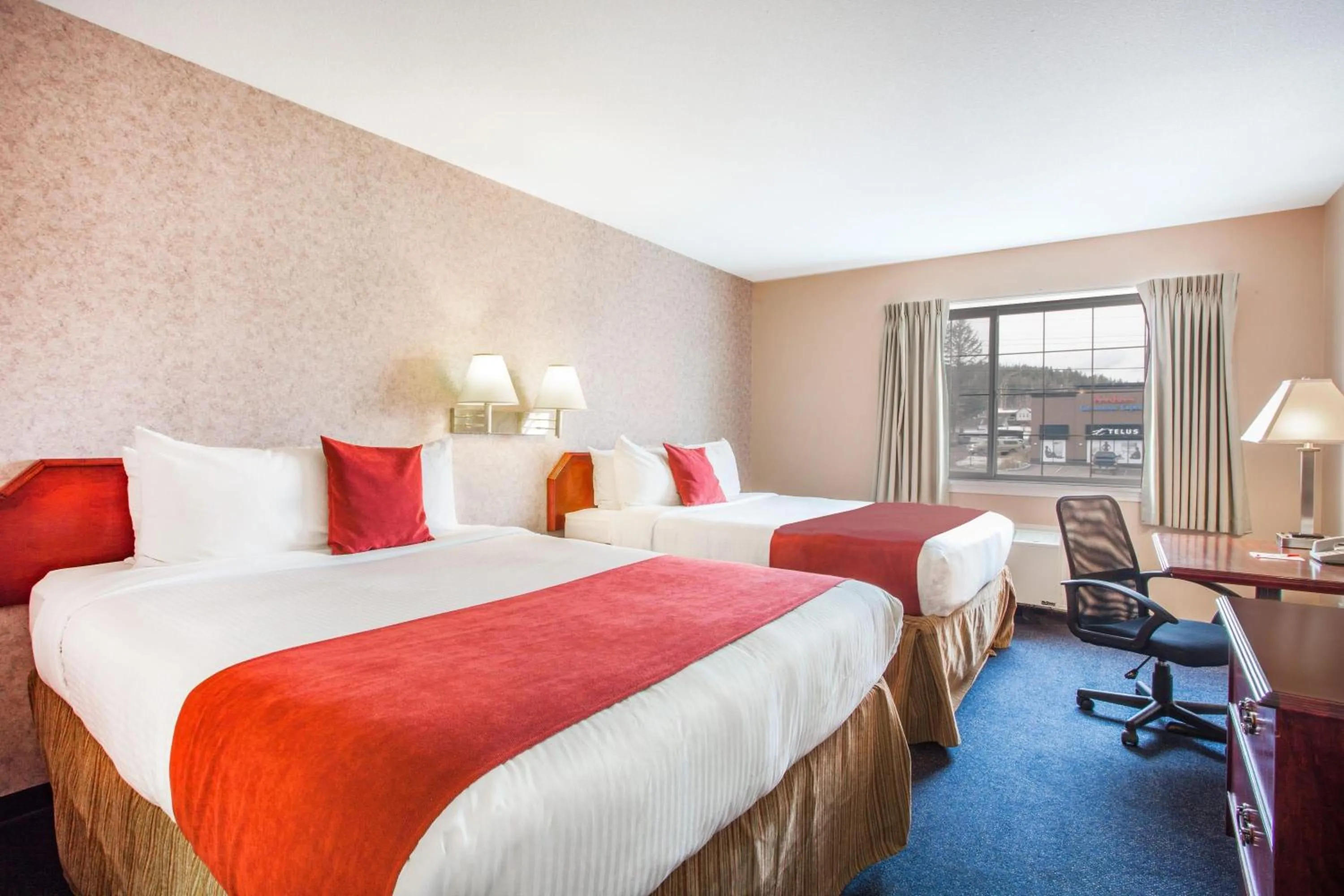 Photo of the whole room, Bed in Ramada Limited 100 Mile House