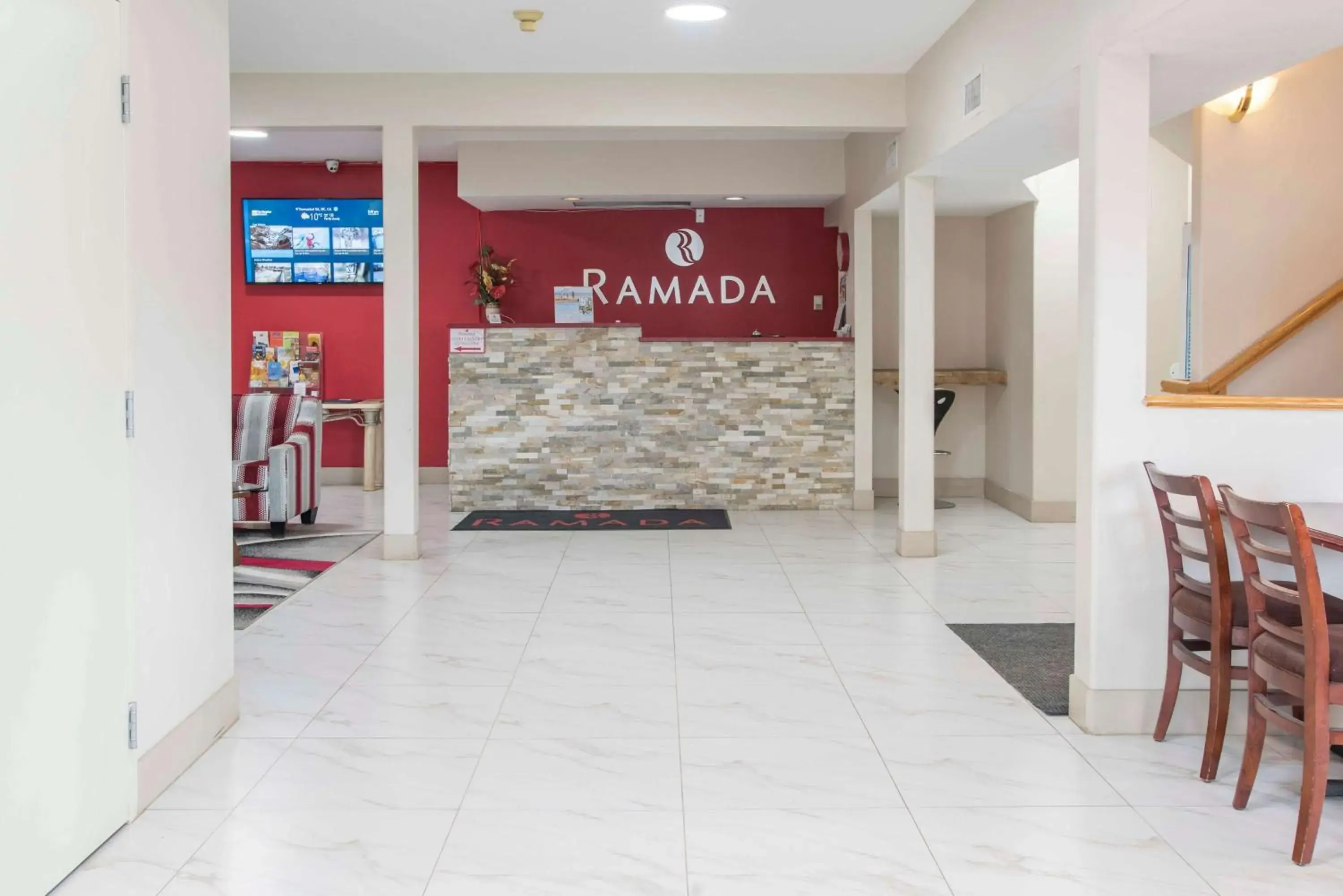 Lobby or reception in Ramada Limited 100 Mile House Lobby or reception in Ramada Limited 100 Mile House