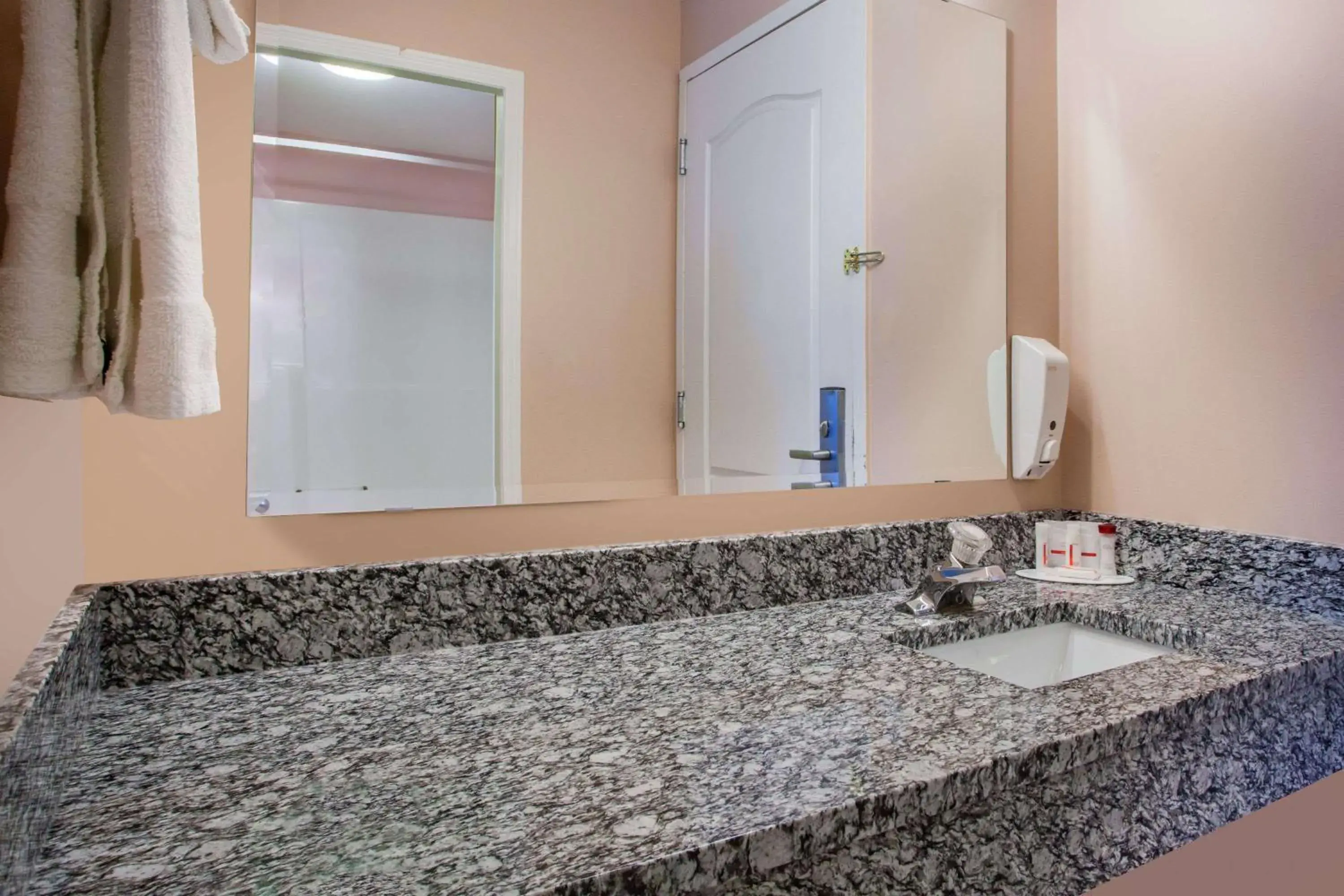 Bathroom in Ramada Limited 100 Mile House Bathroom in Ramada Limited 100 Mile House