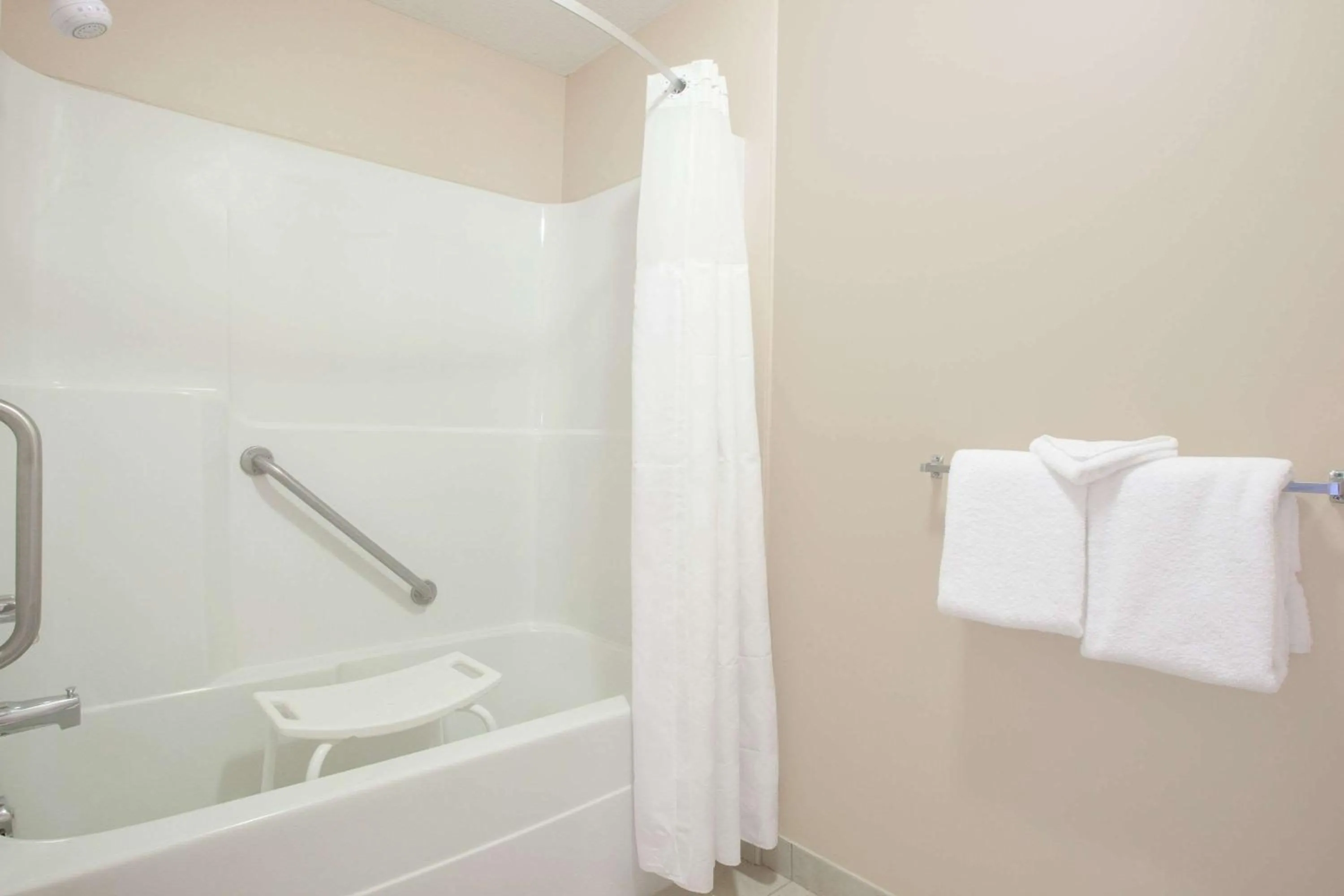Bathroom in Ramada Limited 100 Mile House