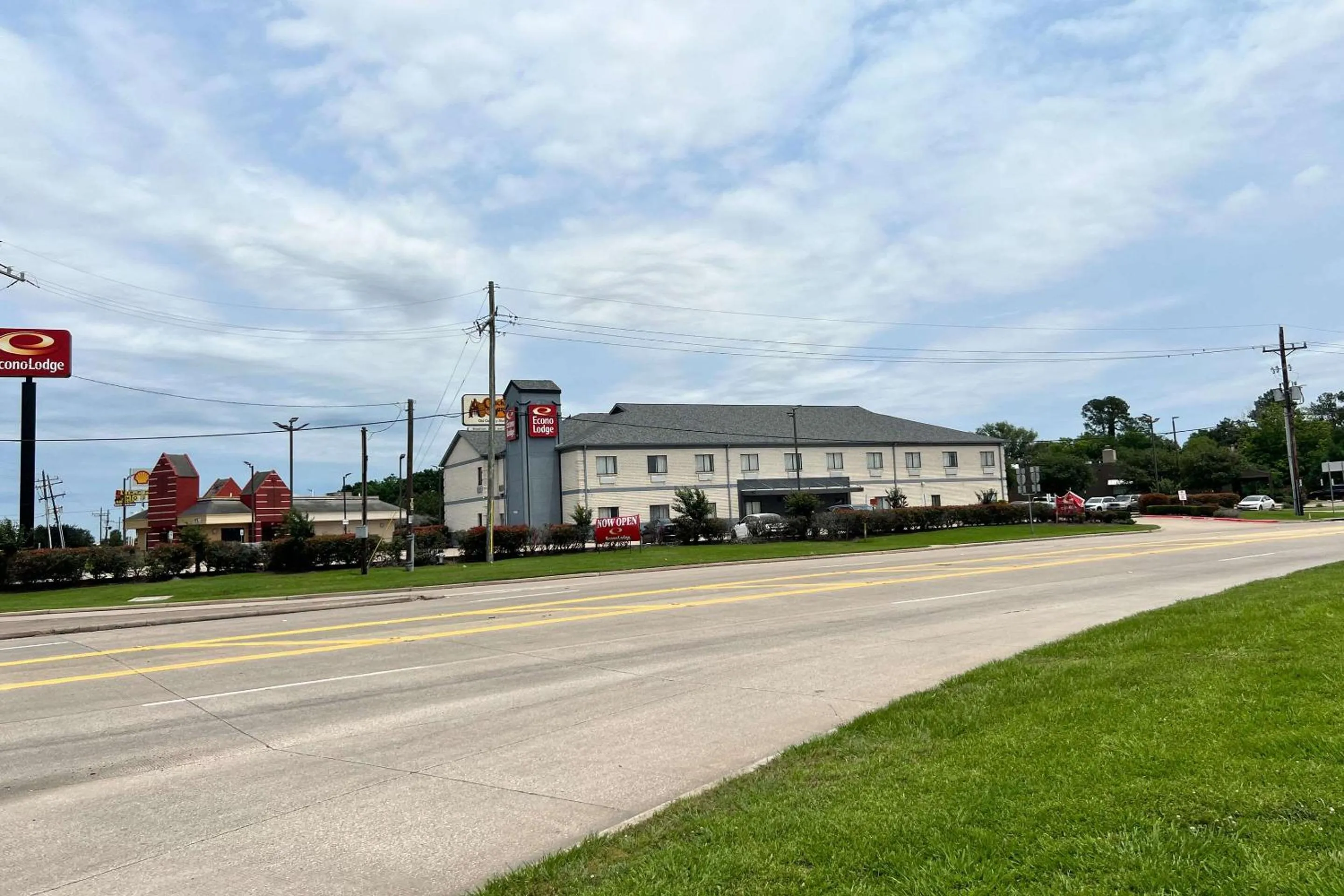 Property building in Econo Lodge Beaumont I-10 South